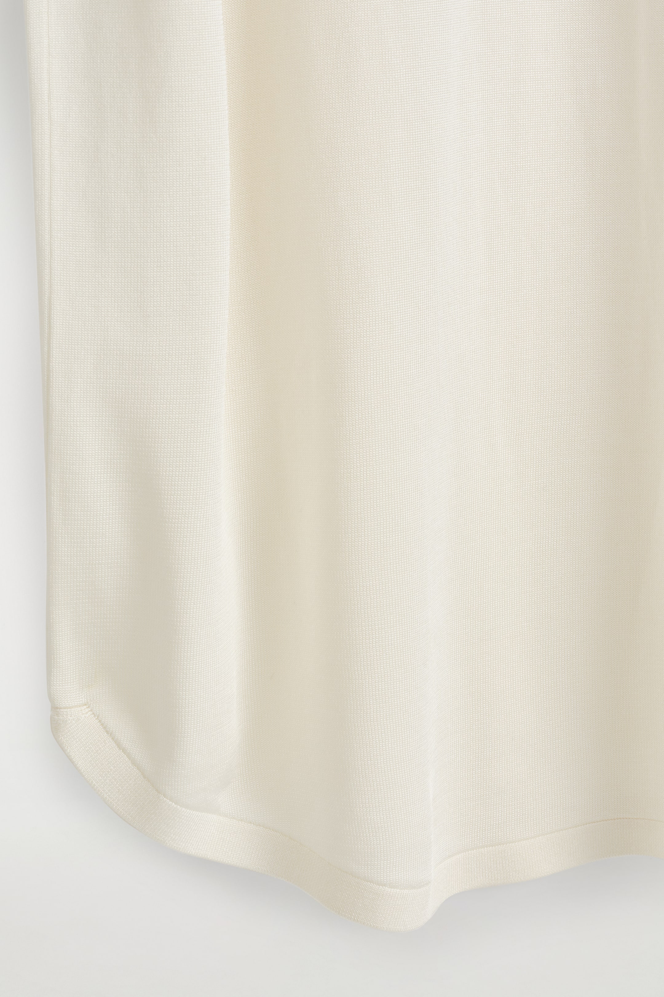 Zobraziť väčší obrázok: PLETENÉ ŠATY S KRUHOVÝM STRIHOM - BIELA - ŽENY | H&M SK 7