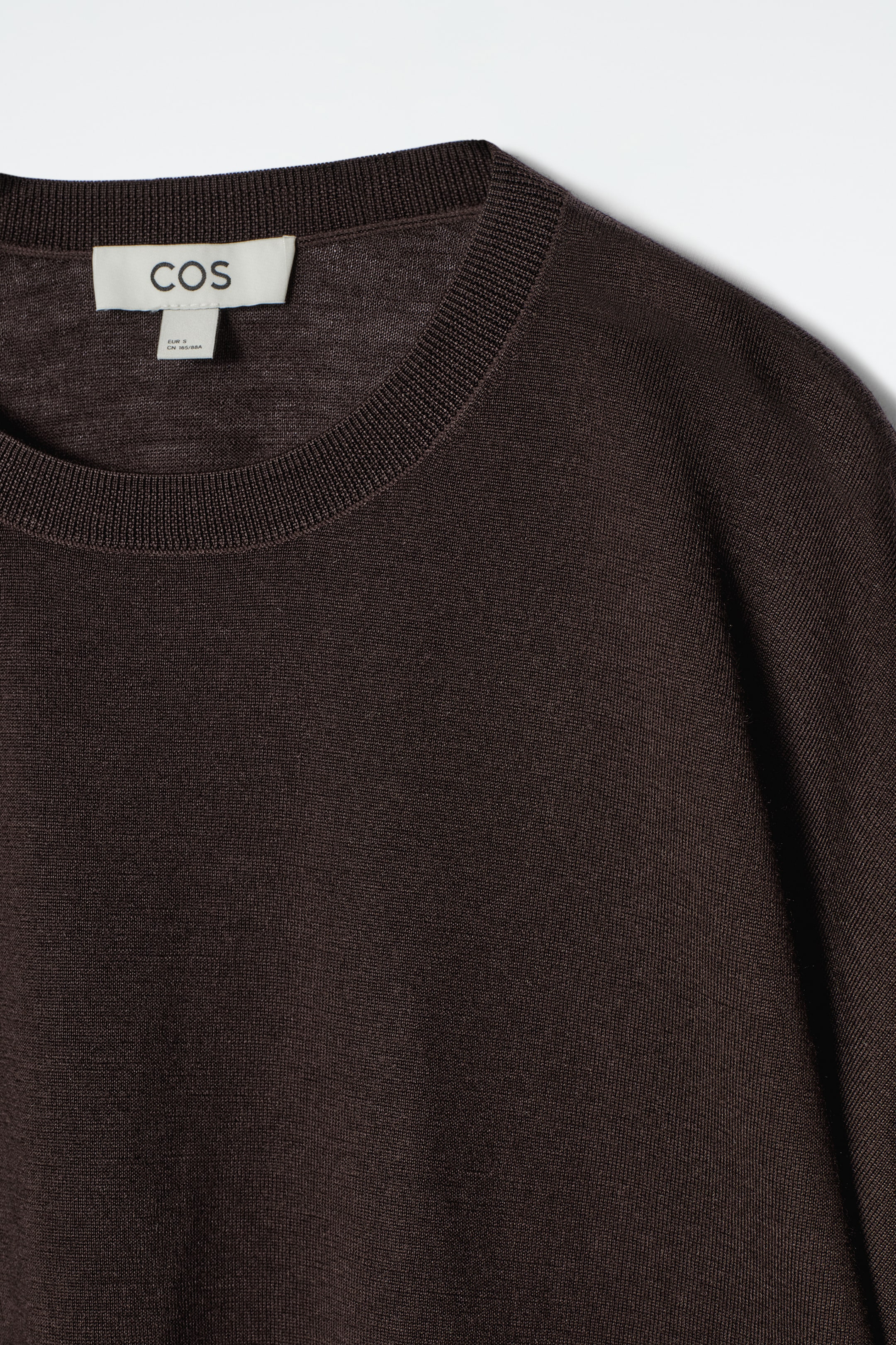 Zobrazit větší obrázek: TRIČKO Z MERINO VLNY - TMAVĚ HNĚDÁ - ŽENY | H&M CZ 7