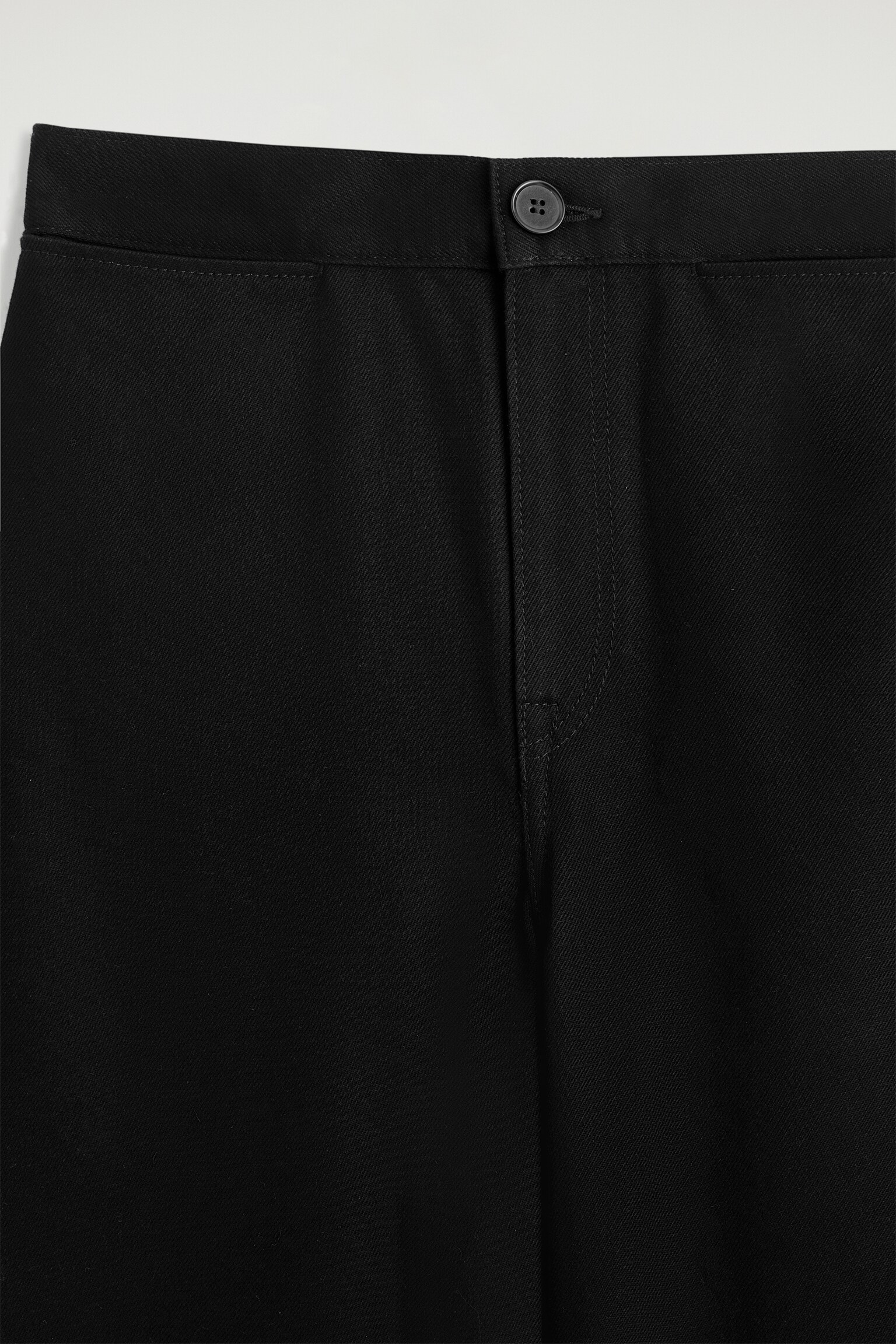 VERKÜRZTE HOSE AUS DENIM MIT WEITEM BEIN - BLACK - 2