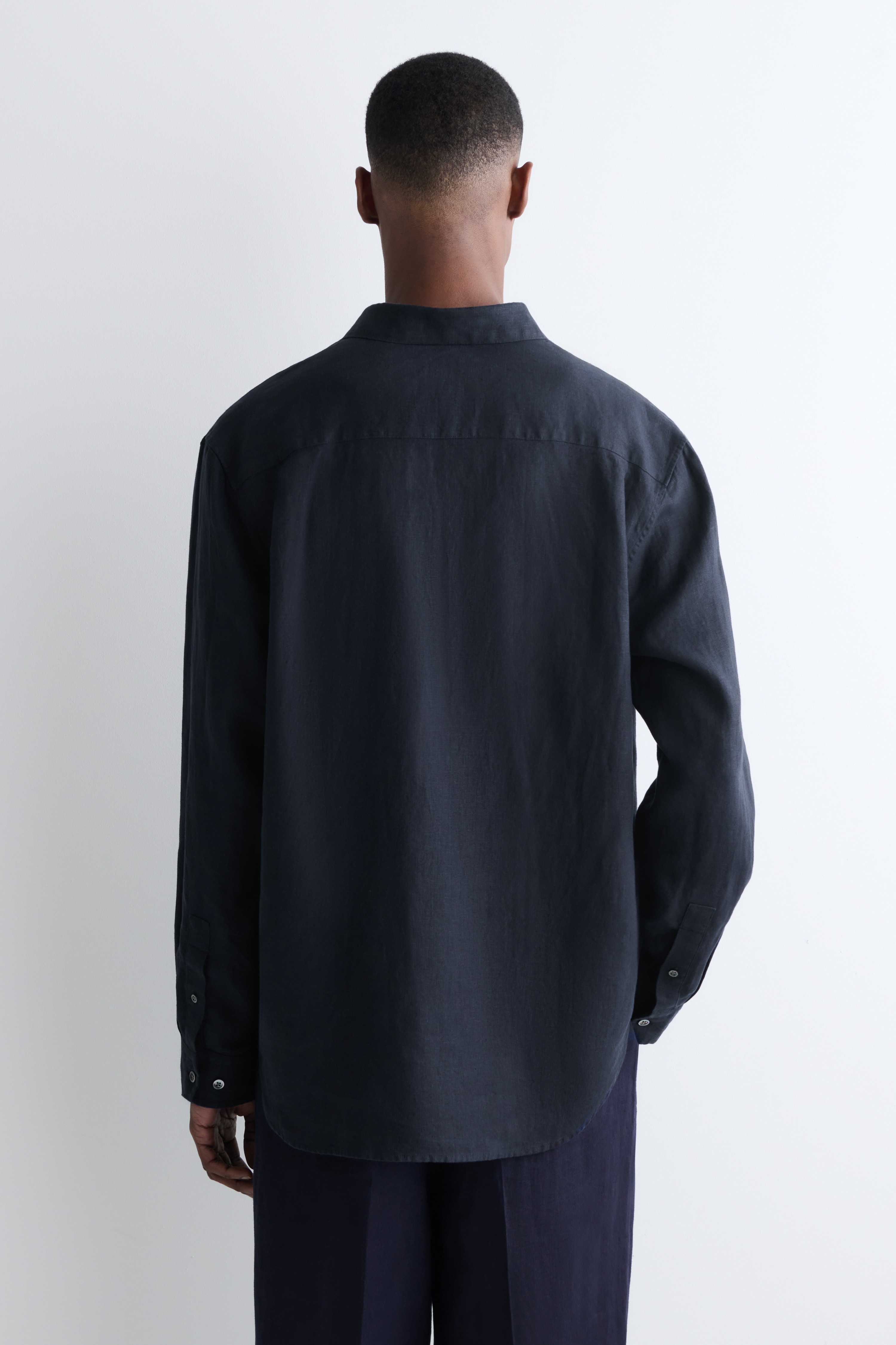 RELAXED LINEN SHIRT