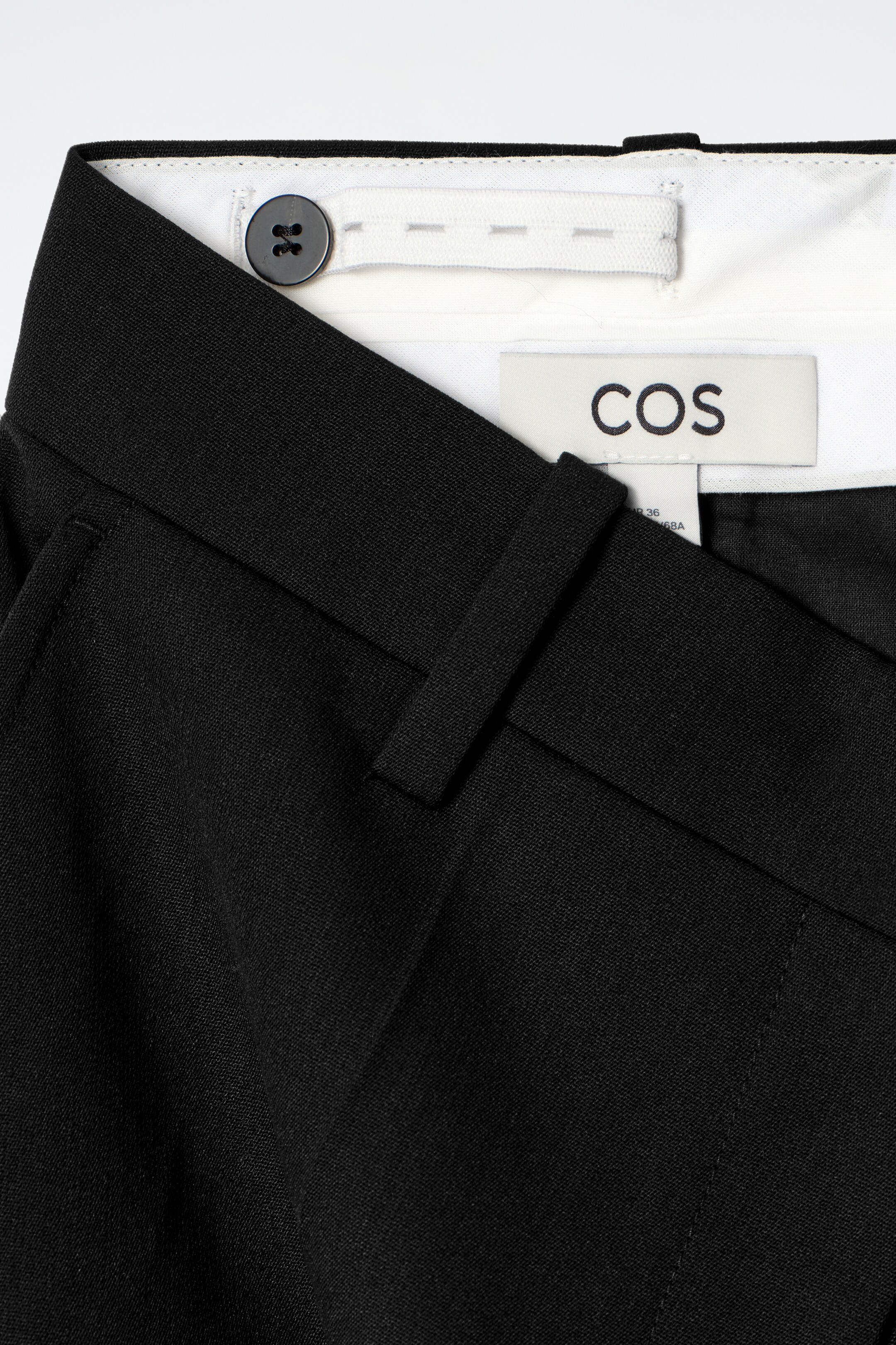 Visualizza immagine più grande: PANTALONE CAPRI IN MISTO LANA - NERO - DONNA | H&M IT 6