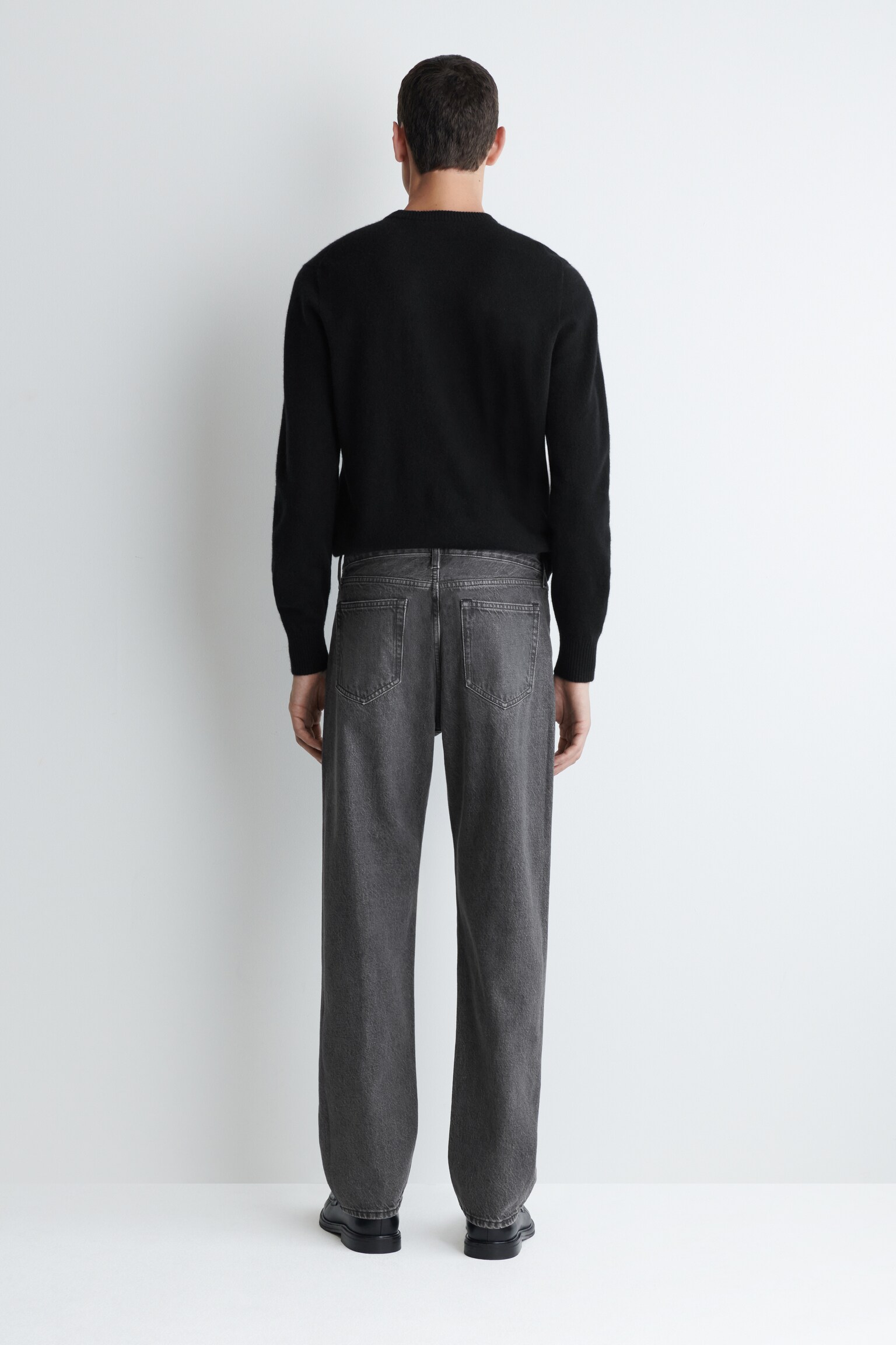SIGNATURE JEANS MIT GERADEM BEIN - SCHWARZE WASCHUNG/Dunkelblau - 6