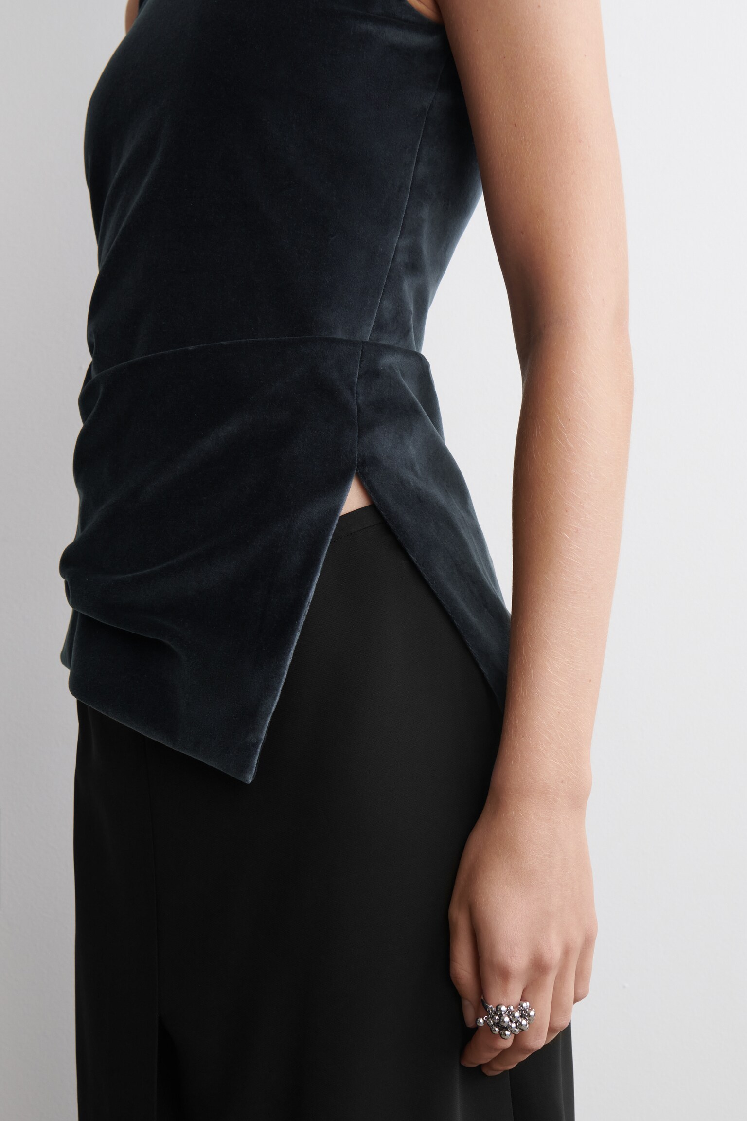 ASYMMETRIC VELVET TOP - NAVY/DARK BROWN - 6