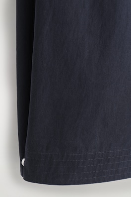 PIMA COTTON BARREL-LEG TROUSERS — NAVY 1