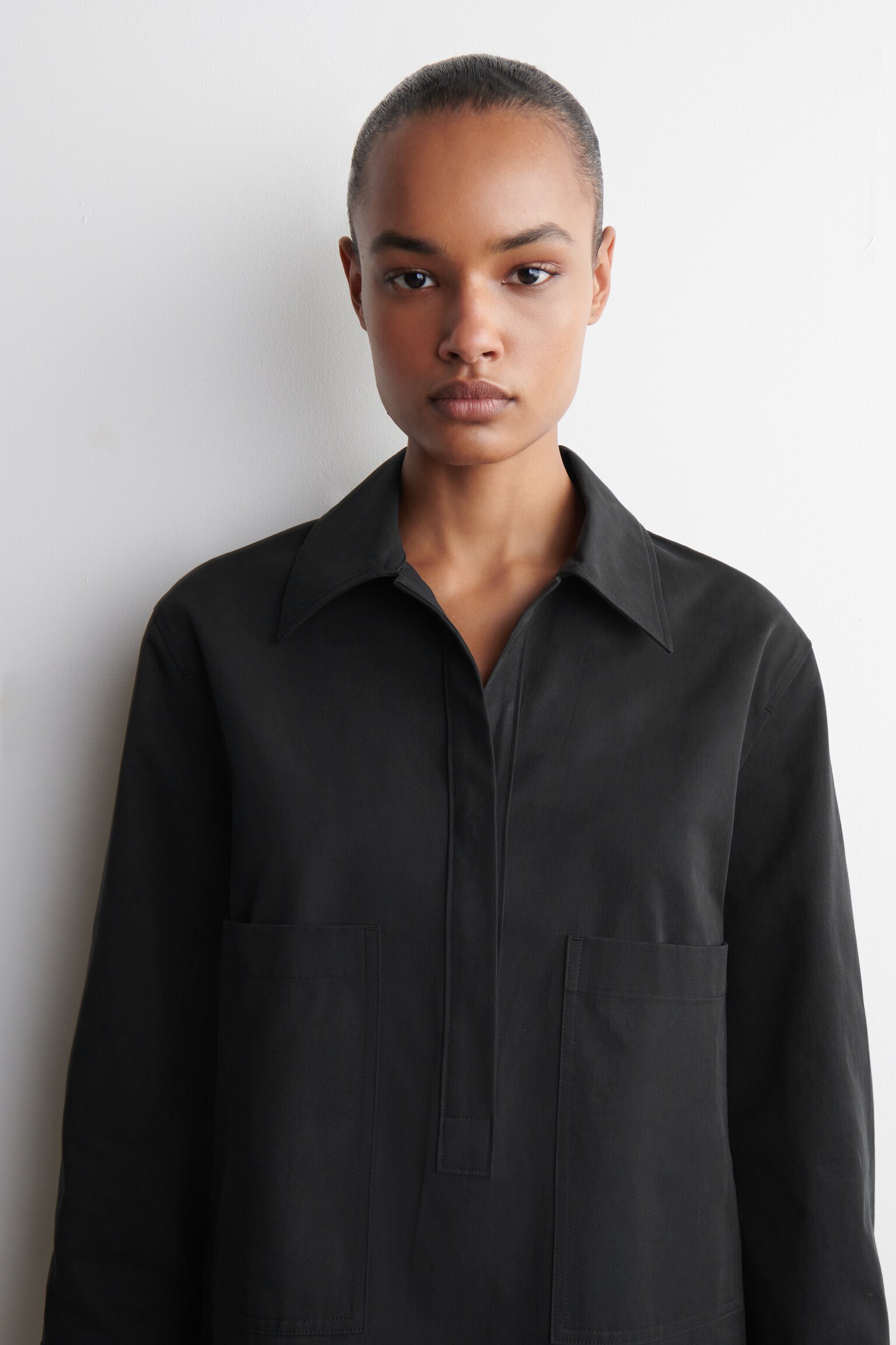 UTILITY MINI KOŠEĽOVÉ ŠATY - ČIERNA/RUŽOVÁ - 5