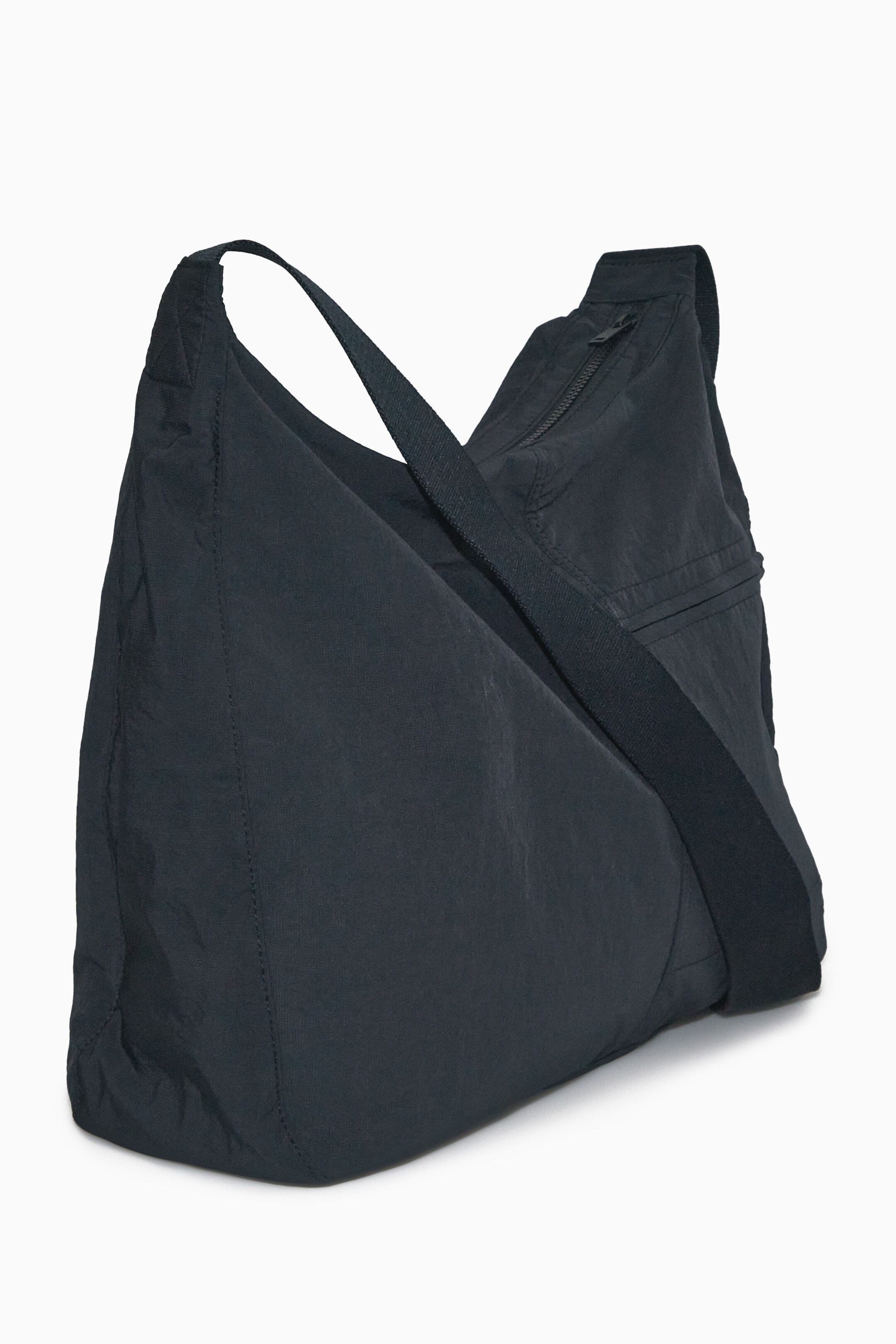 View larger image: SLOUCHY NYLON MESSENGER BAG - NAVY - Men | H&M GB 3