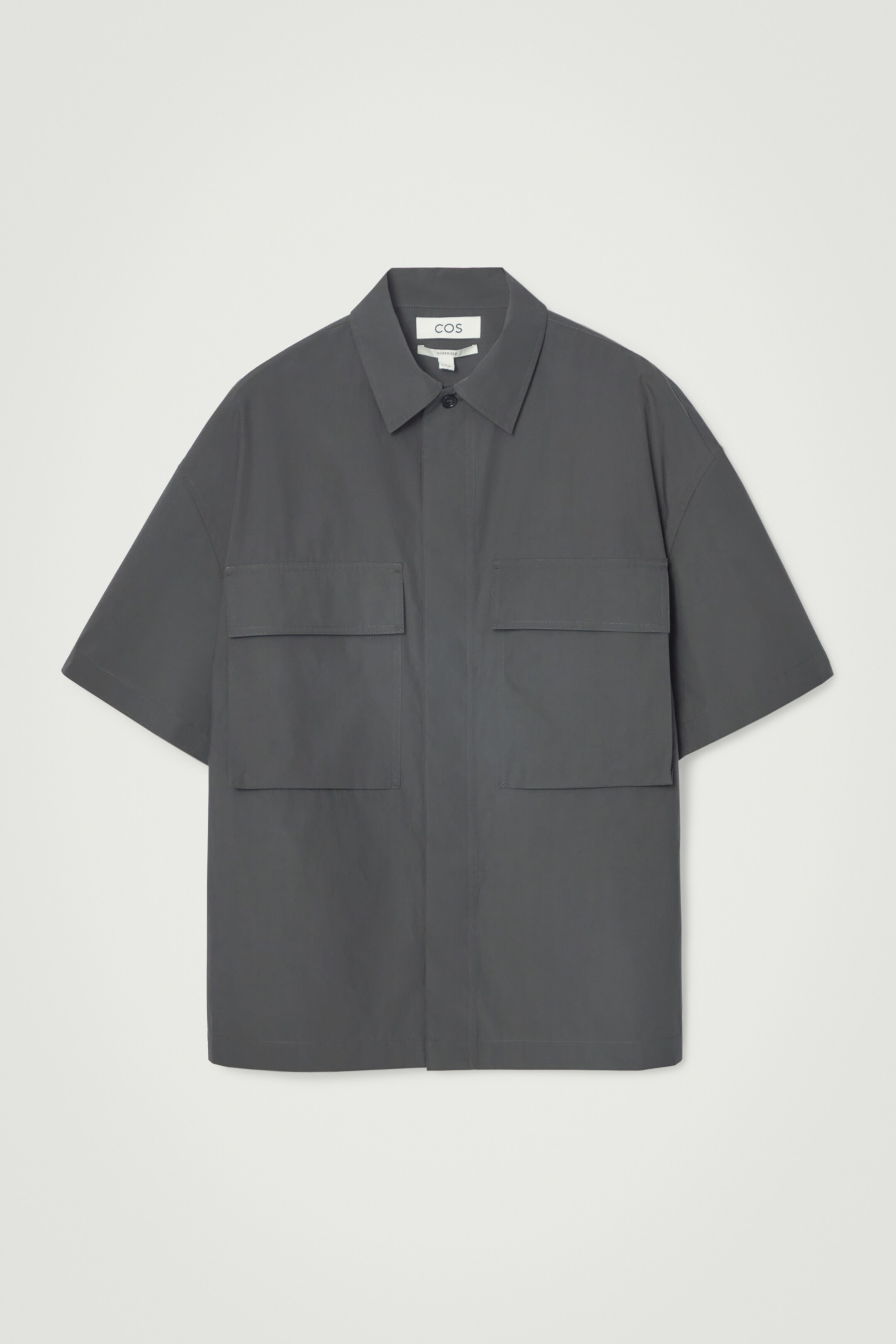 Ingrandisci l'immagine: OVERSIZED SHORT-SLEEVED UTILITY SHIRT - DARK GREY - UOMO | H&M CH 1