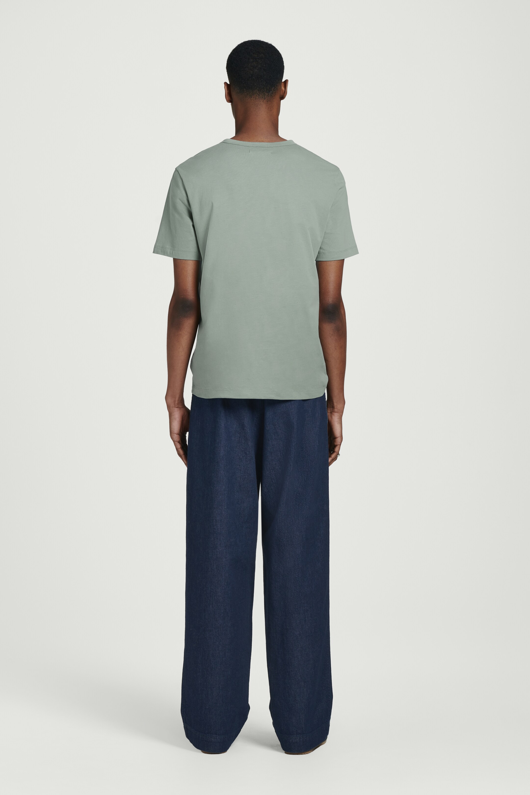 Grösseres Bild ansehen: T-SHIRT AUS GEBÜRSTETER BAUMWOLLE - GRÜN - HERREN | H&M CH 4