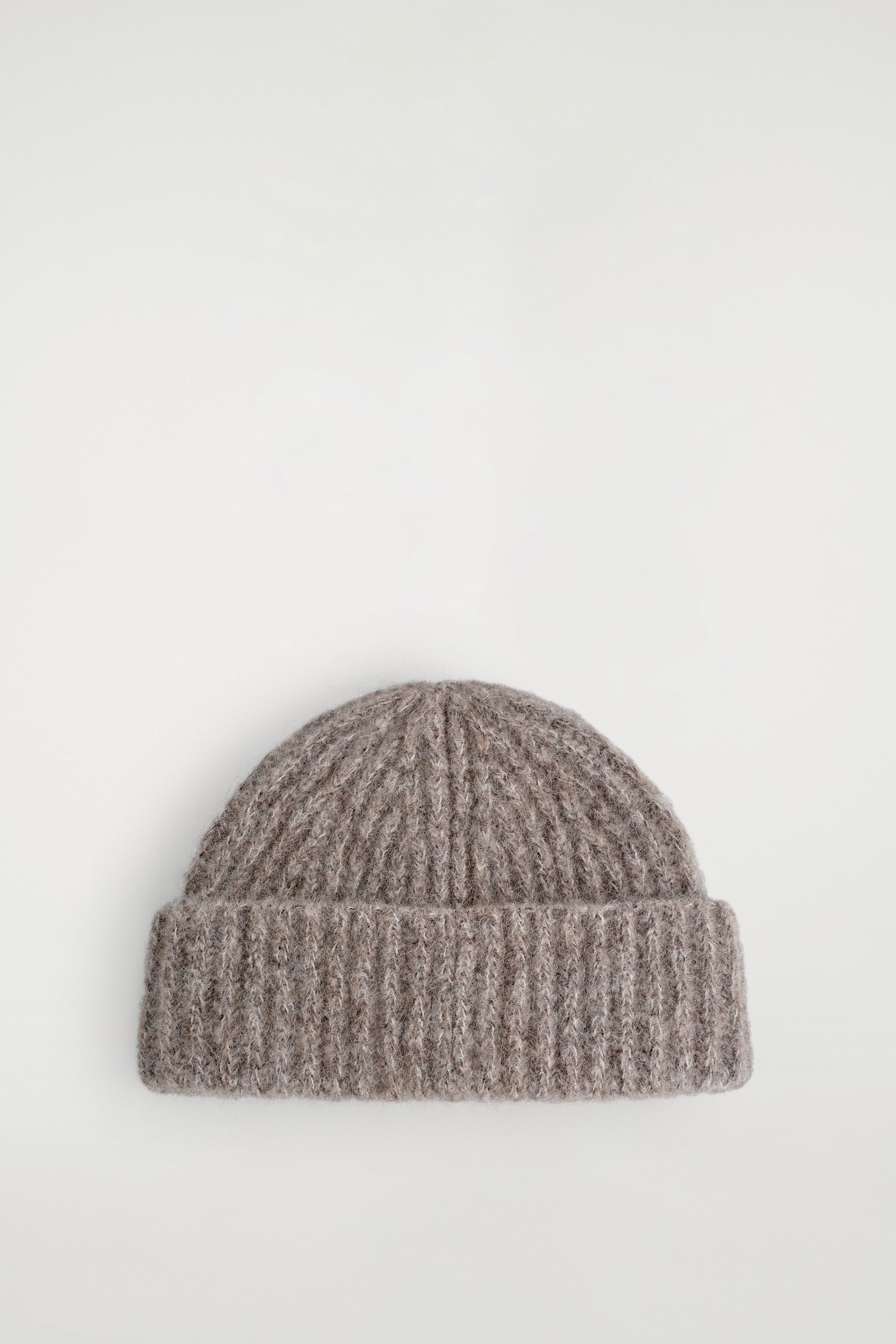 ALPACA-BLEND FISHERMAN BEANIE - TAUPE/BLUE