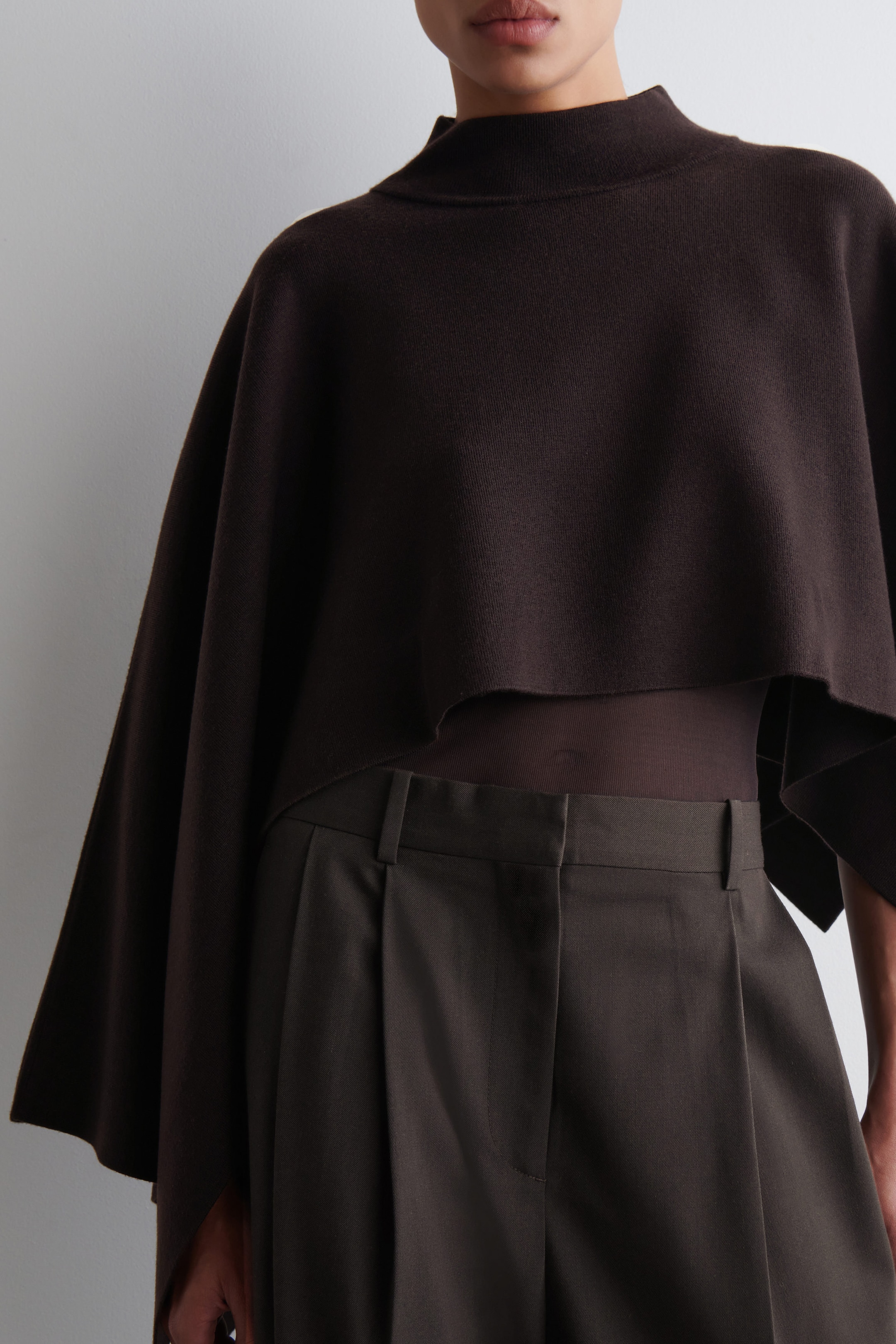 ASYMMETRIC DOUBLE-KNIT WOOL CAPE