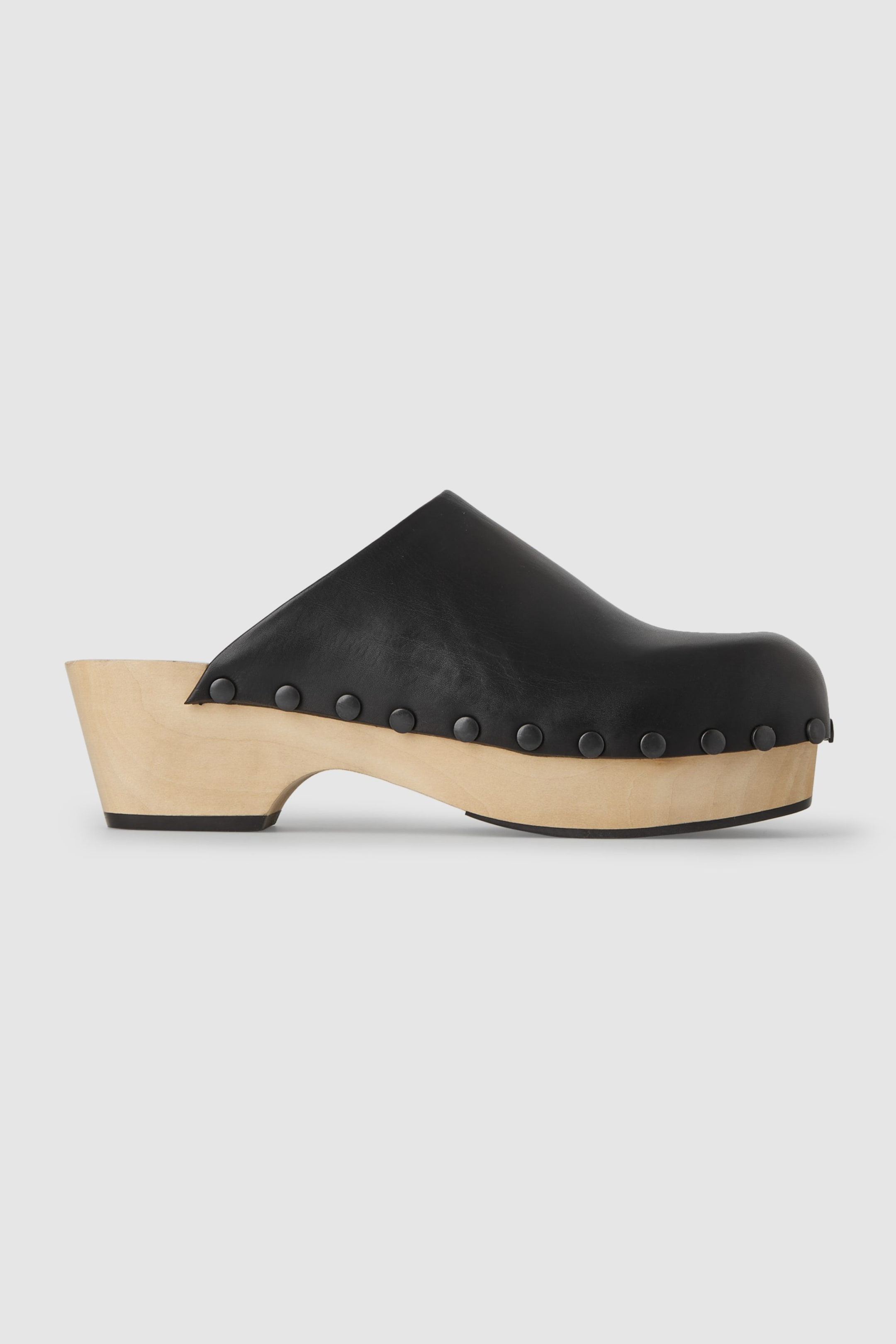 StillMedia/DescriptiveStillLife