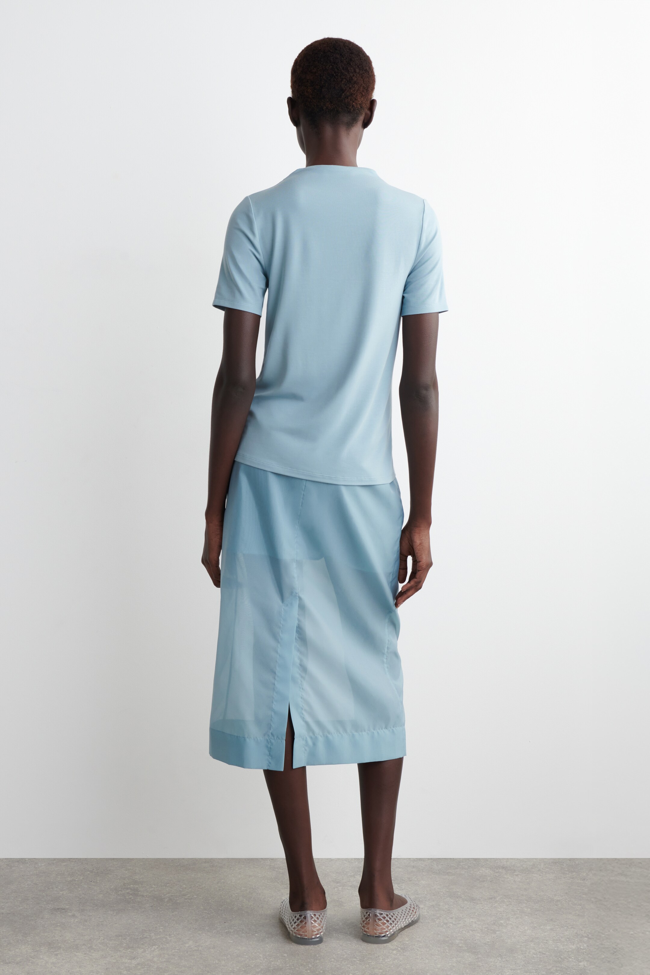 Nagyobb kép megtekintése: DRAPÉ DZÖRZÉ PÓLÓ - ACÉLKÉK - NŐI | H&M HU 3