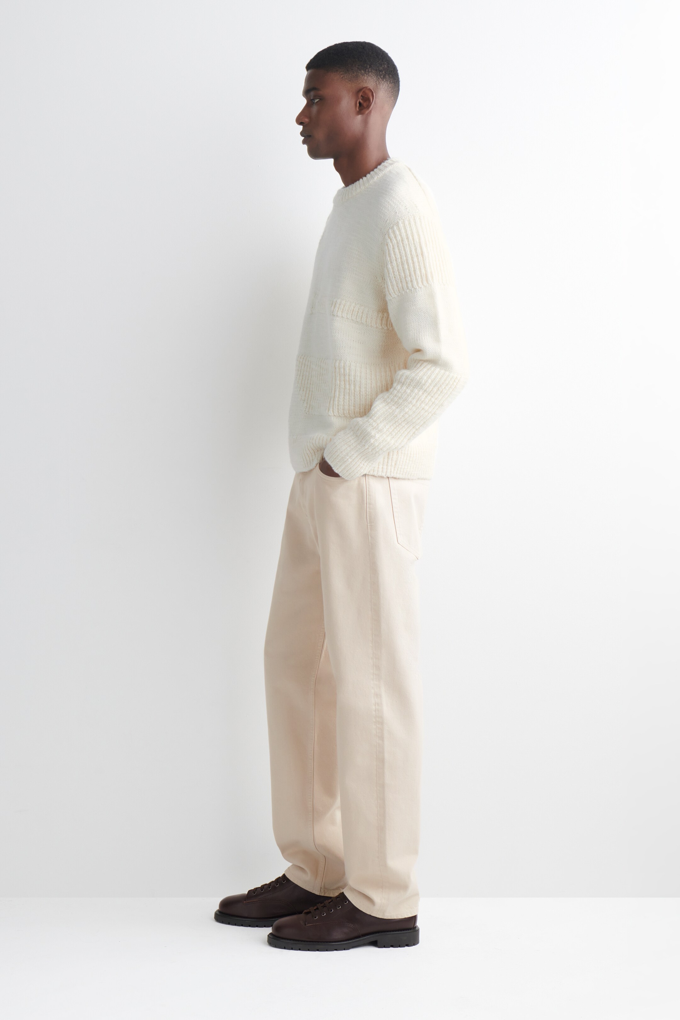 Ingrandisci l'immagine: SIGNATURE STRAIGHT-LEG JEANS - BEIGE - UOMO | H&M CH 4