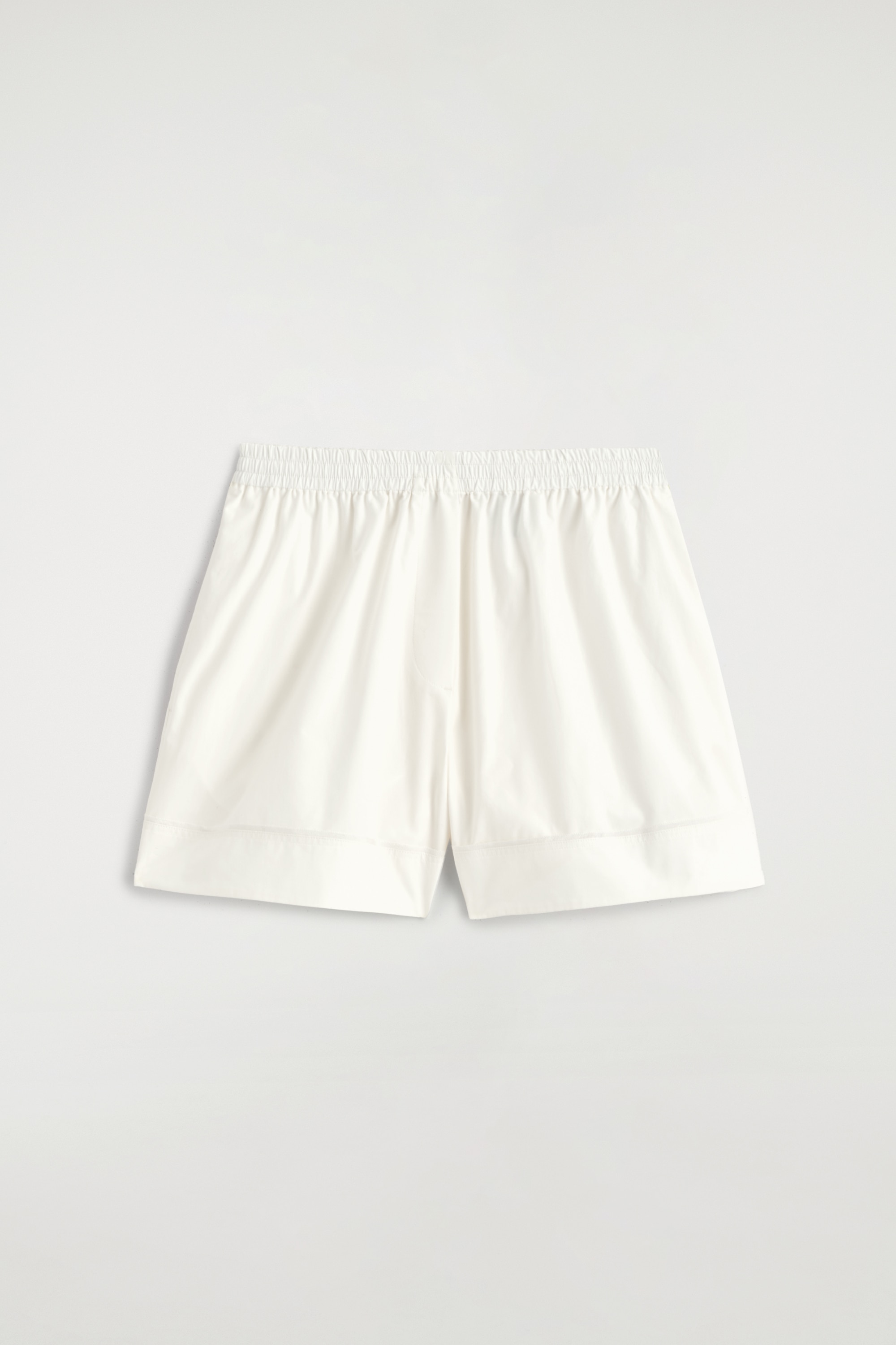 ȘORT DIN BUMBAC CU ELASTIC ȘI DETALIU GROS-GRAIN - ALB/NEGRU