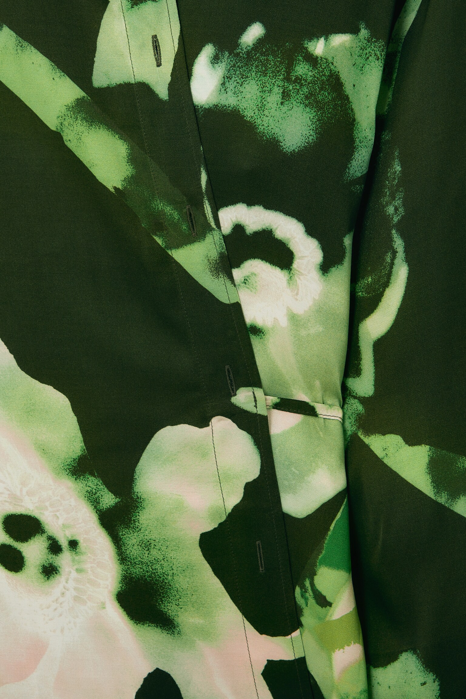 CHEMISIER CACHE-CŒUR OVERSIZE - NOIR / IMPRIMÉ FLORAL - 2