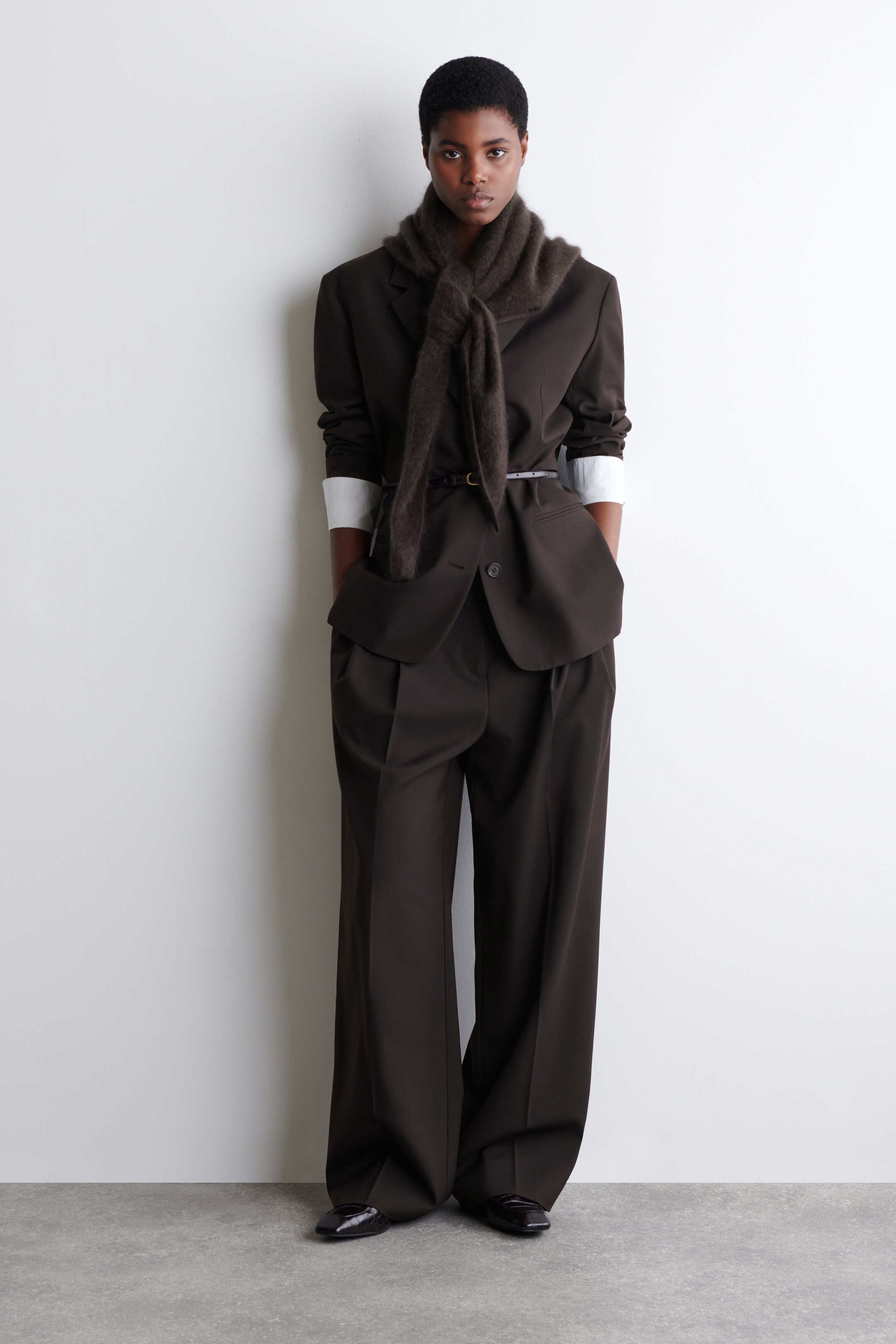 View larger image: BRUSHED-CASHMERE TRIANGLE SCARF - DARK BROWN - Ladies | H&M GB 2