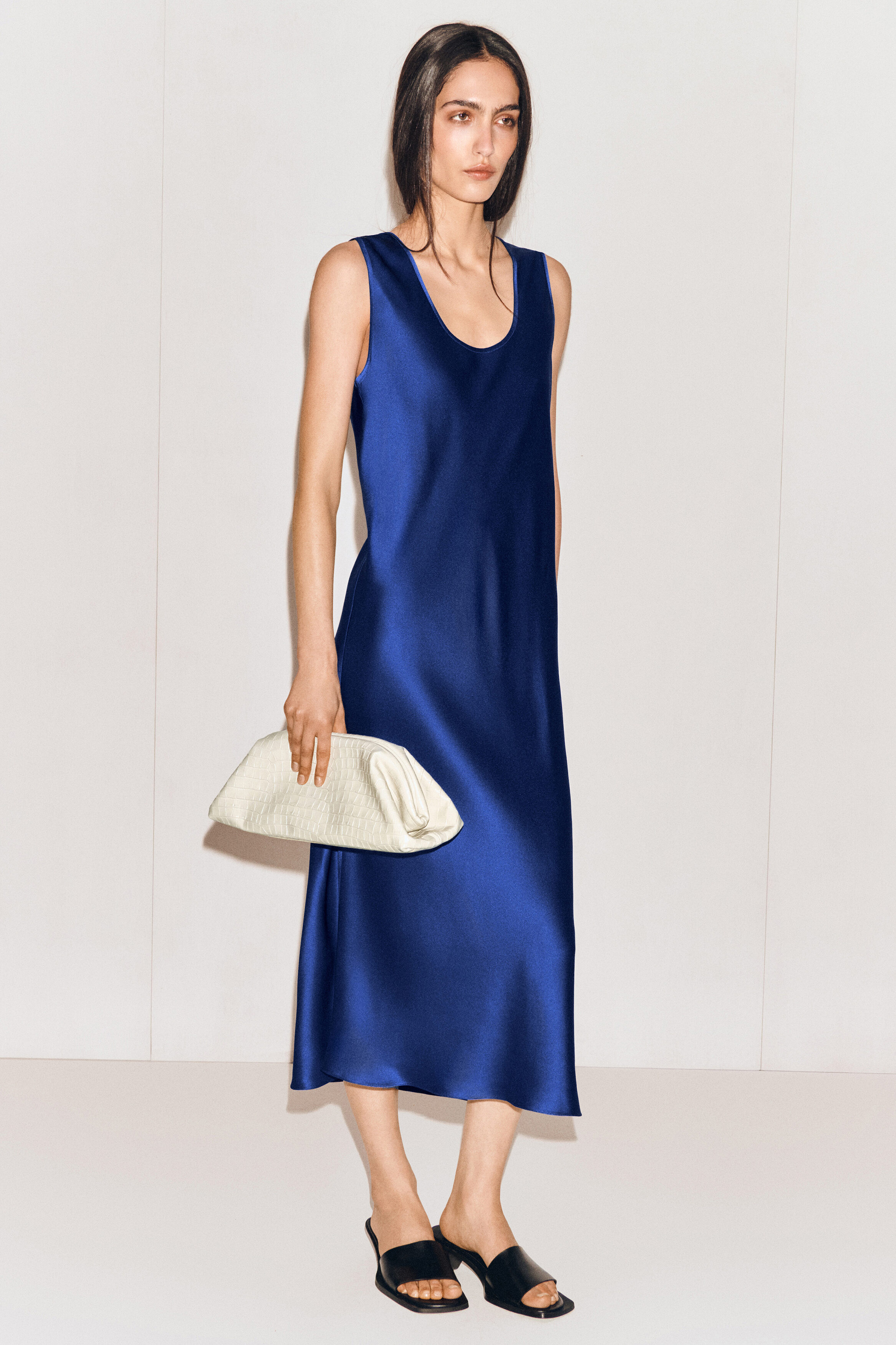 cos blue dress SCOOP-NECK SATIN MIDI - Linen dress
