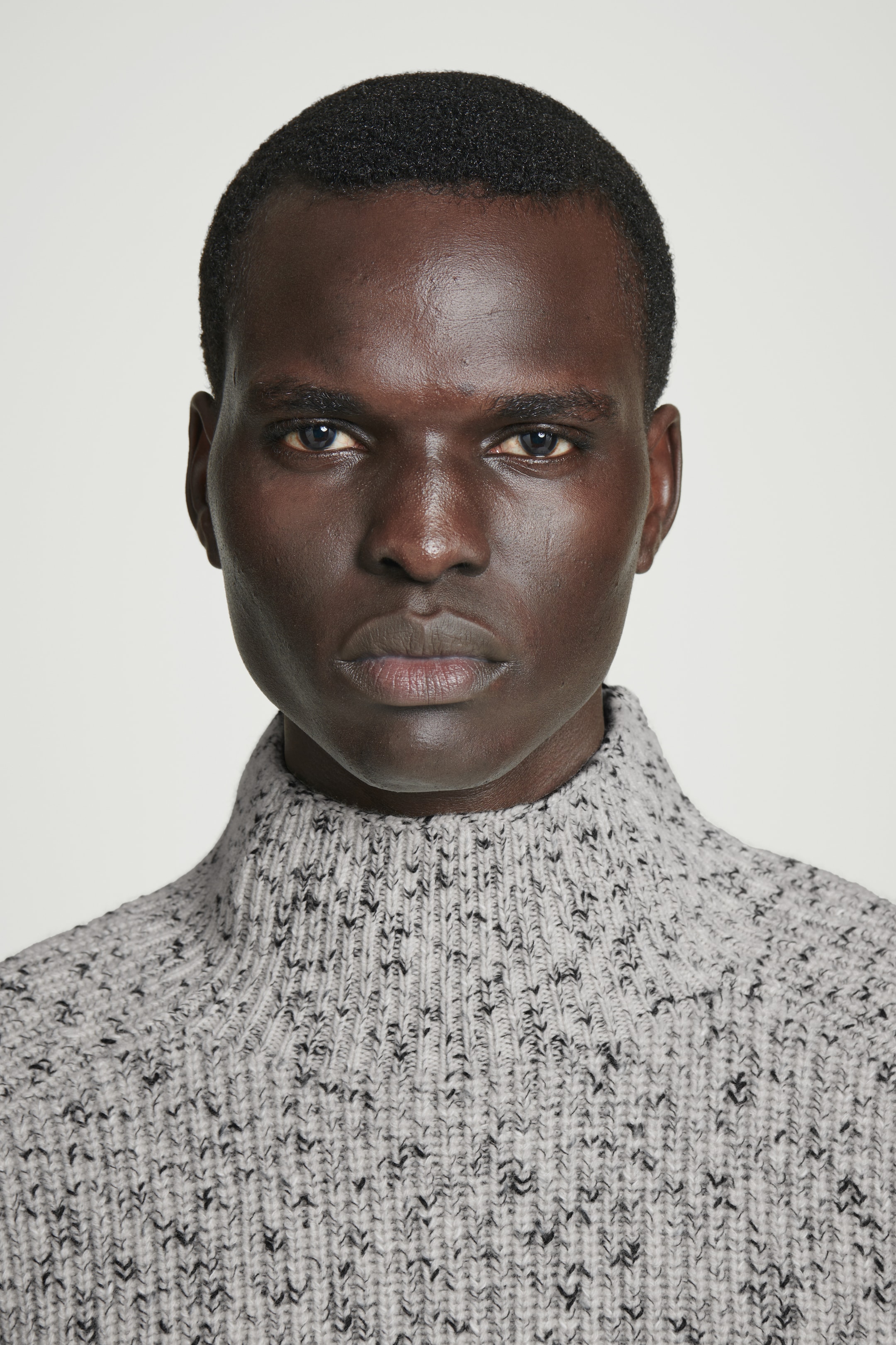 Grösseres Bild ansehen: WOLLPULLOVER AUS VERZWIRNTER WOLLE - Hellgrau - HERREN | H&M CH 3
