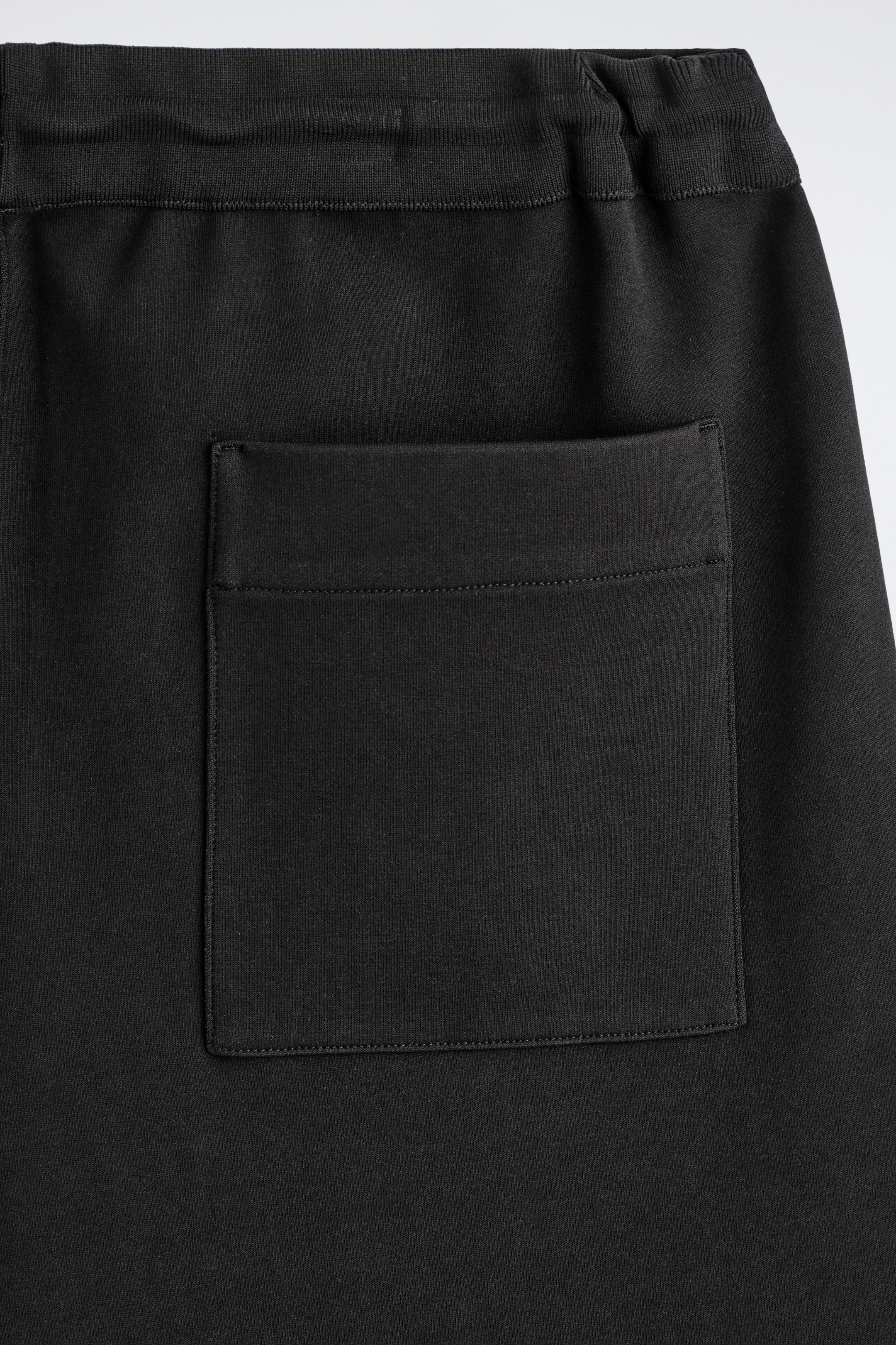 StillMedia/DescriptiveDetail