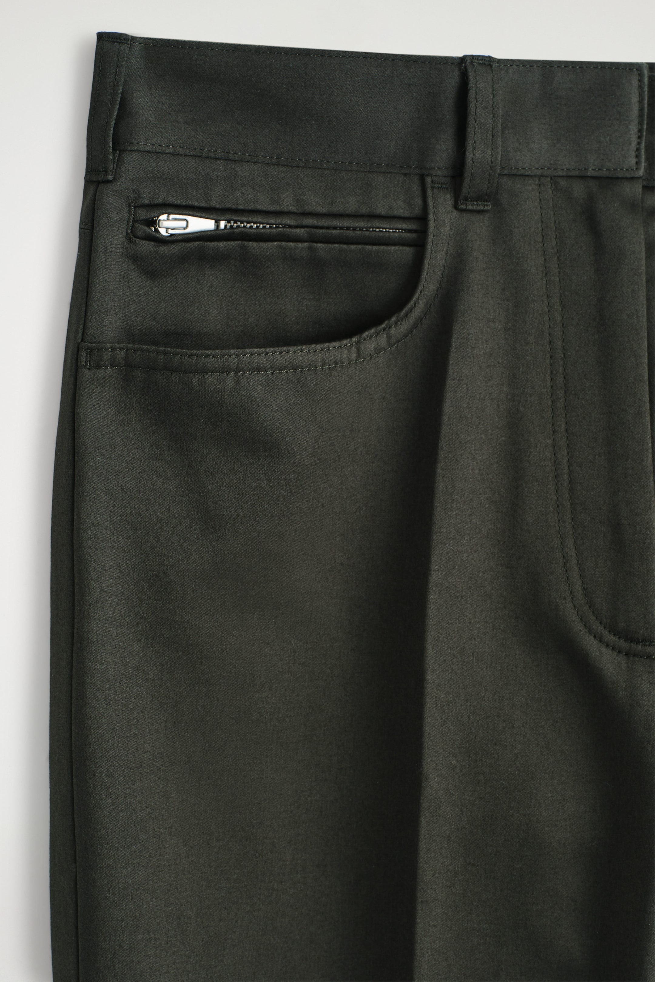 StillMedia/DescriptiveDetail