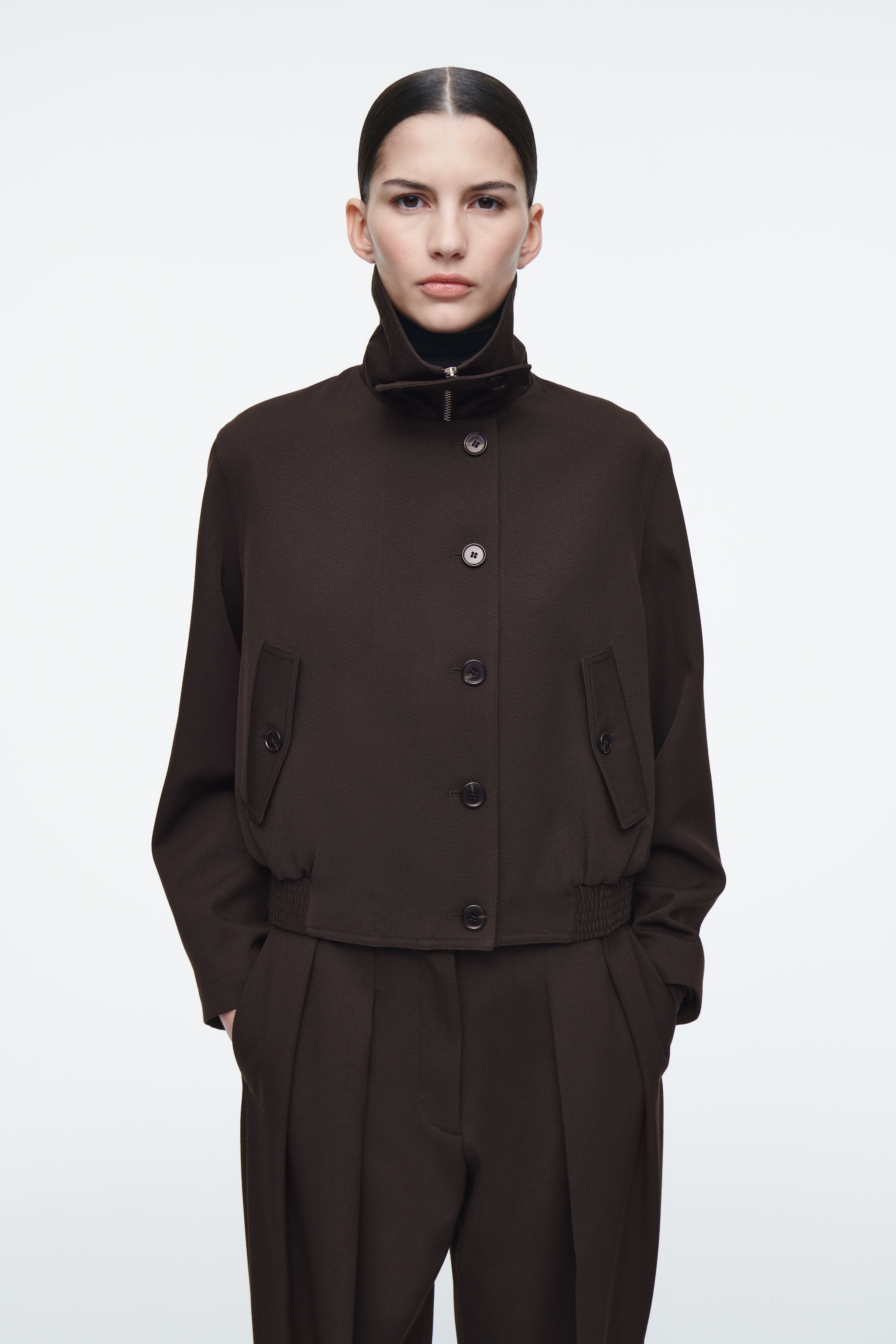 Grösseres Bild ansehen: OVERSIZED-JACKE AUS WOLL-MIX MIT STEHKRAGEN - DUNKELBRAUN - DAMEN | H&M CH 1