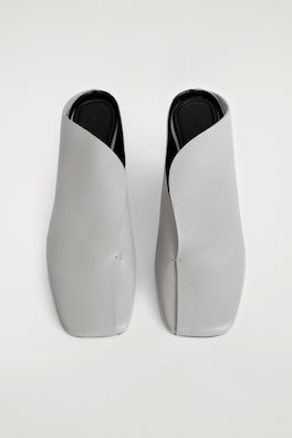 DRAPED LEATHER KITTEN-HEEL MULES — DOVE GREY 2