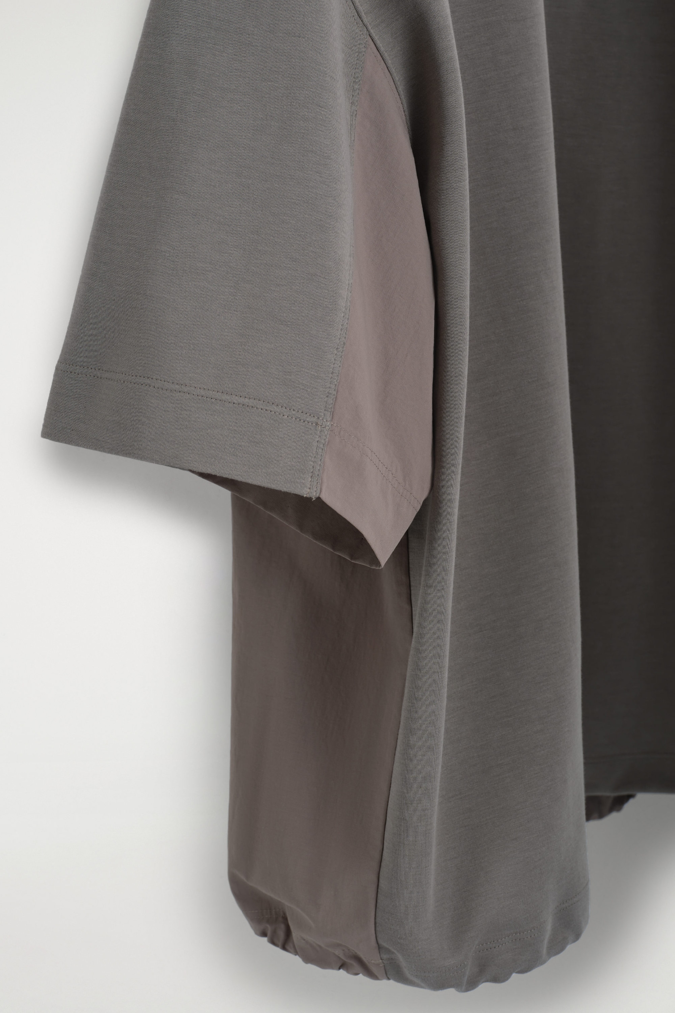 StillMedia/DescriptiveDetail