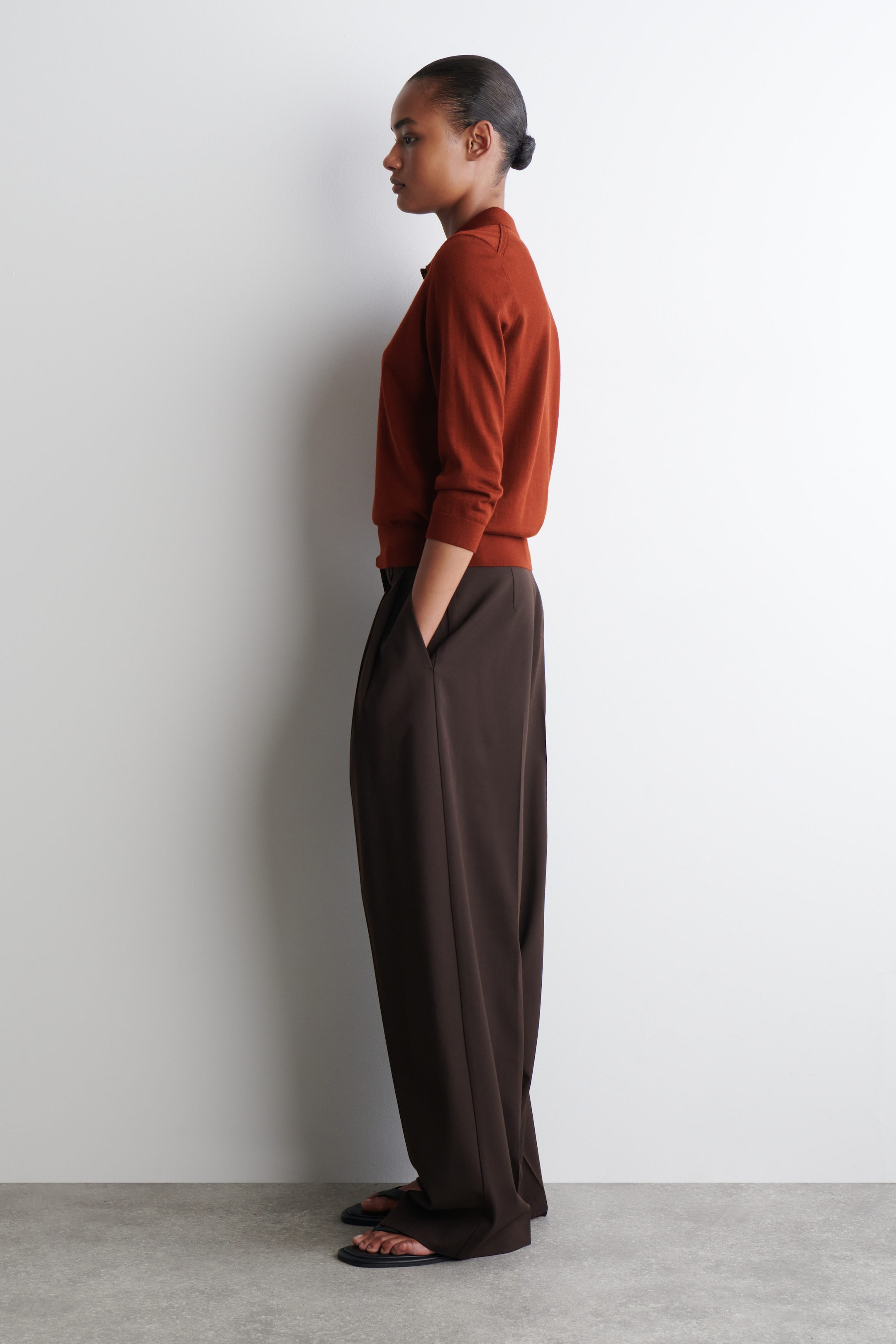 MERINO WOOL POLO SWEATER