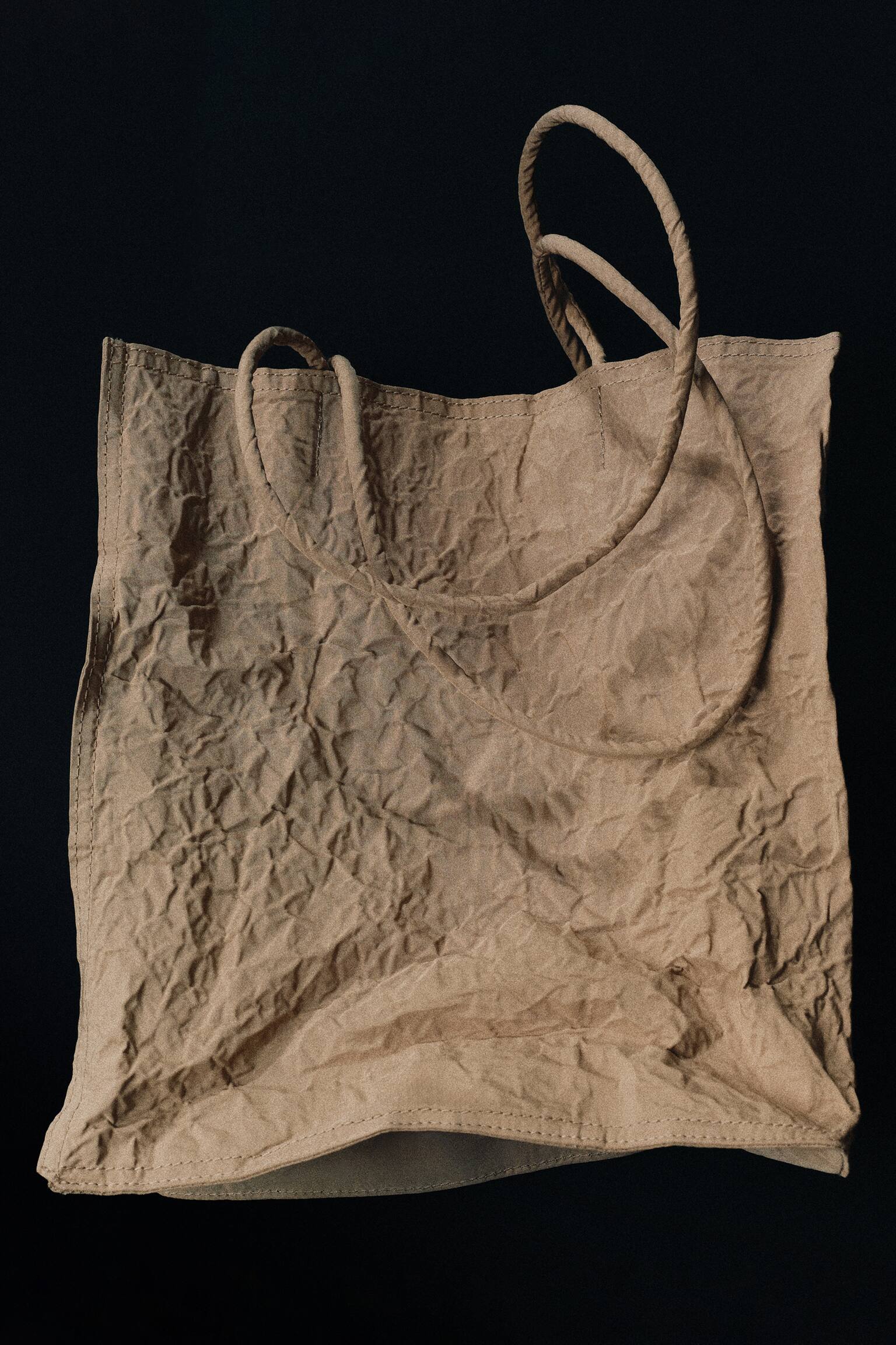 CRINKLED TOTE BAG - BEIGE - 3