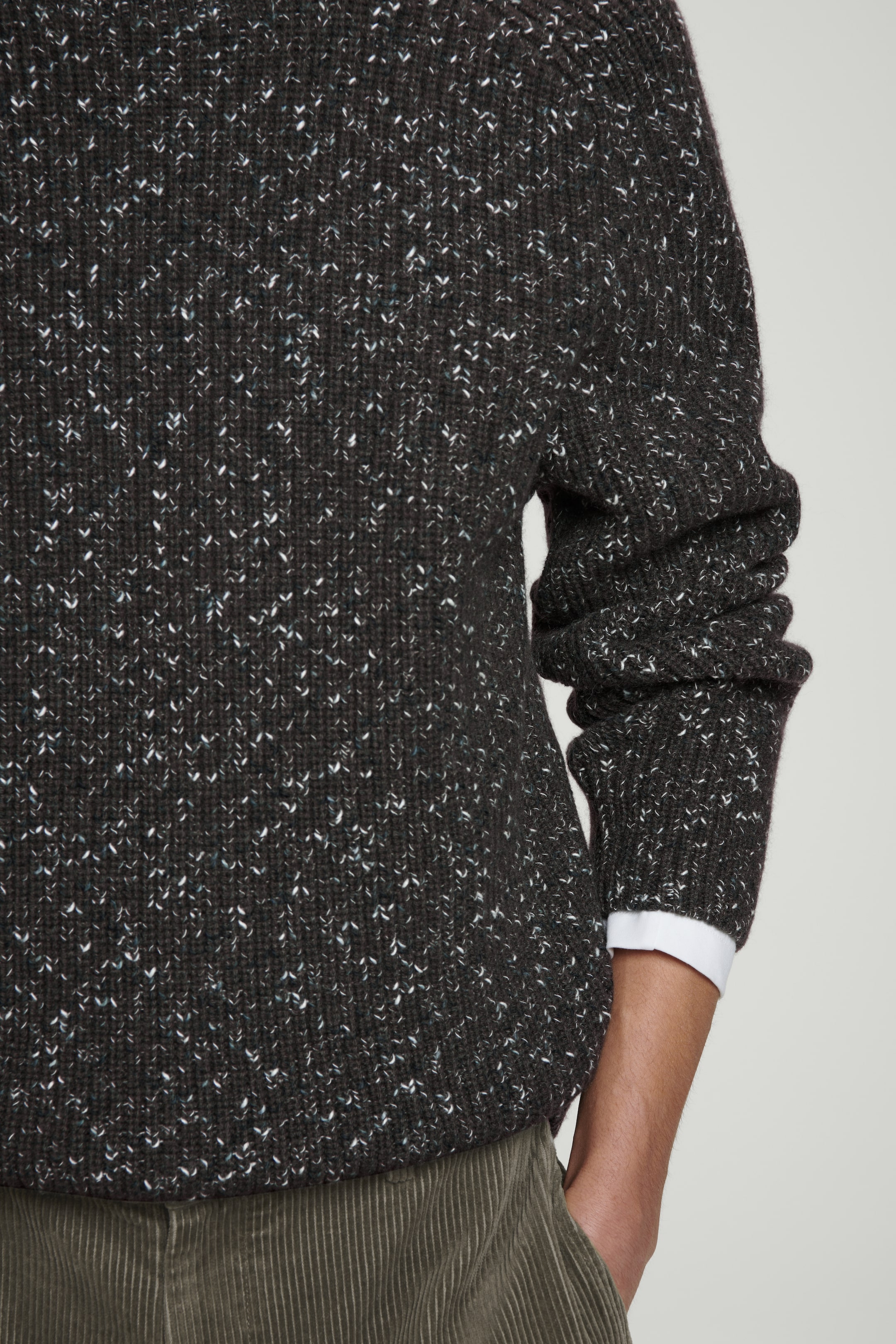 Grösseres Bild ansehen: WOLLPULLOVER AUS VERZWIRNTER WOLLE - DUNKELGRÜN - HERREN | H&M CH 4