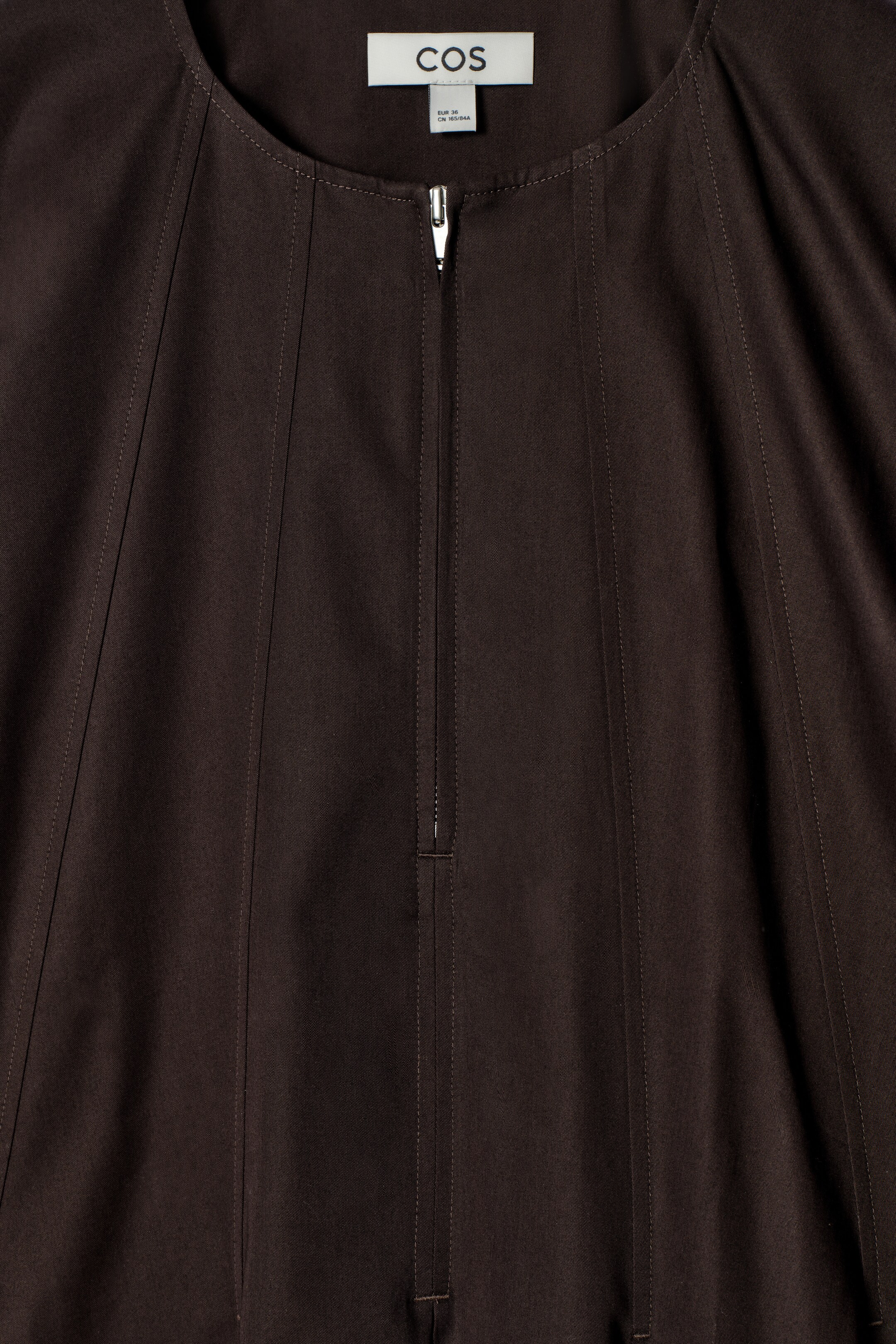 Agrandir l'image: ROBE COURTE PLISSÉE ET ZIPPÉE EN COTON - BRUN FONCÉ - FEMME | H&M BE 6