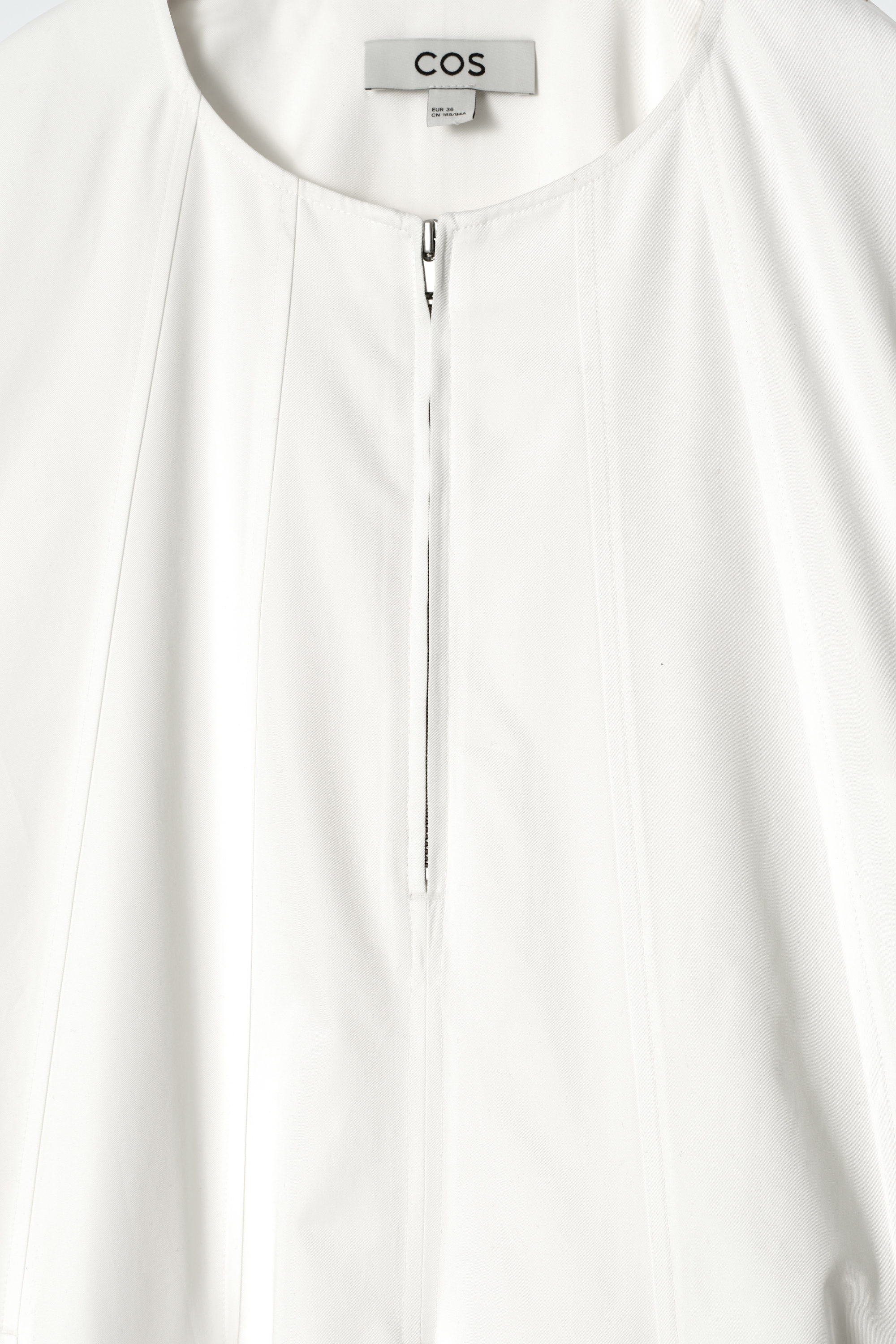 ●depound● pleated dress white DP2378OP001MWHFR model_front_TD0732111325_front