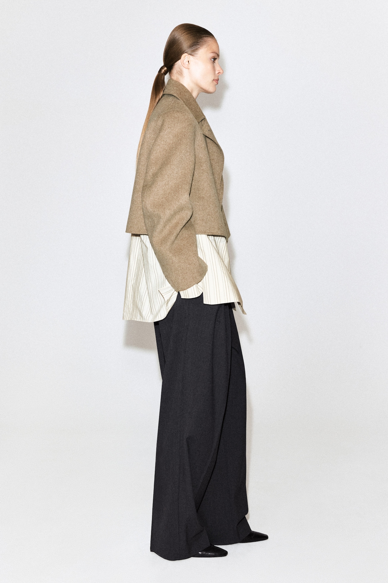 OVERSIZED CROPPED DOUBLE-FACED WOOL JACKET — BEIGE
