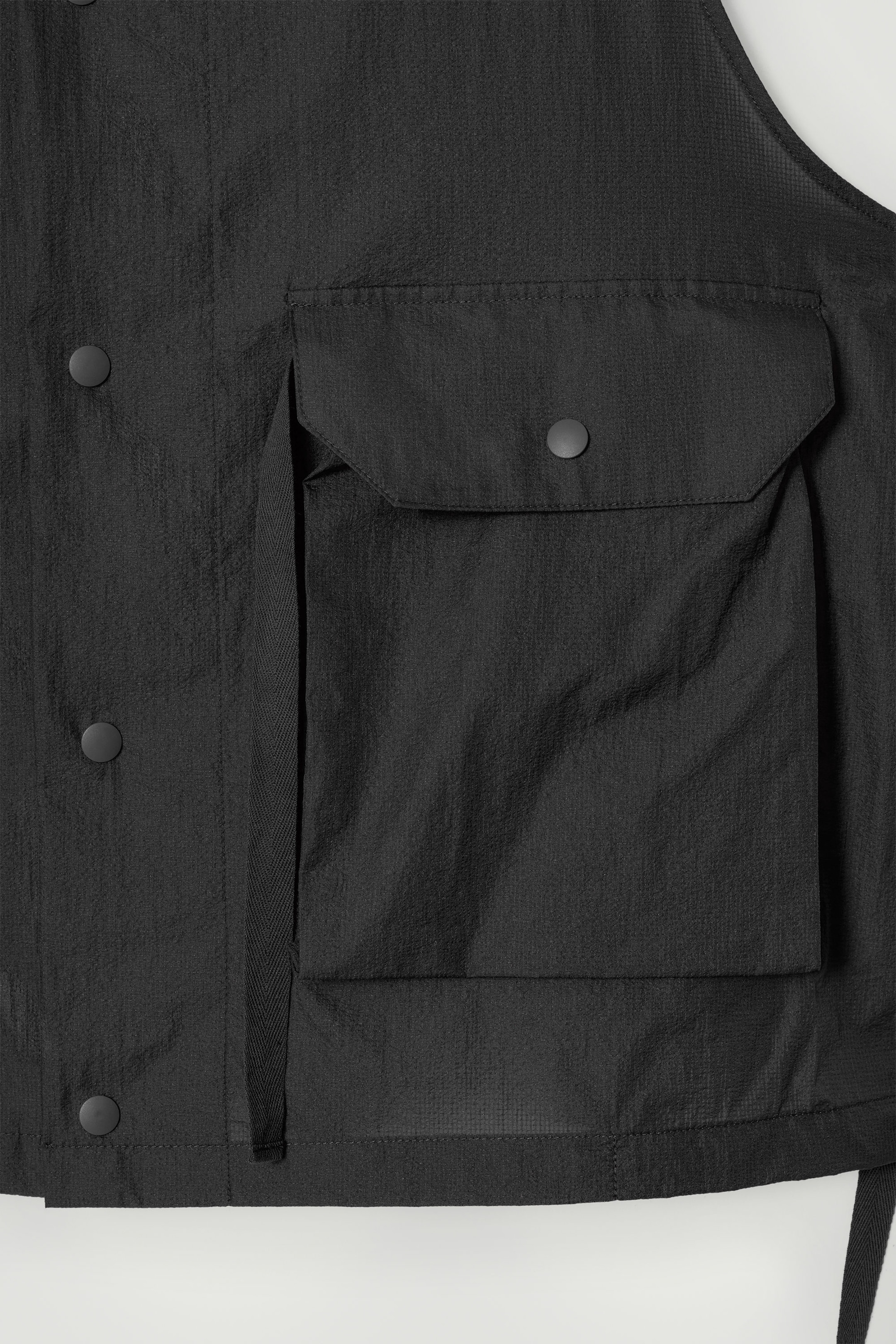 StillMedia/DescriptiveDetail