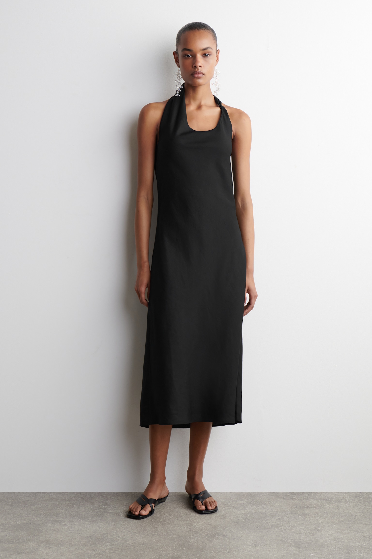 TWISTED LINEN-BLEND HALTERNECK DRESS - BLACK/BUTTER YELLOW