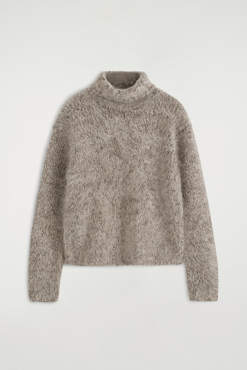 Chunky Brushed-Cashmere Funnel-Neck Sweater