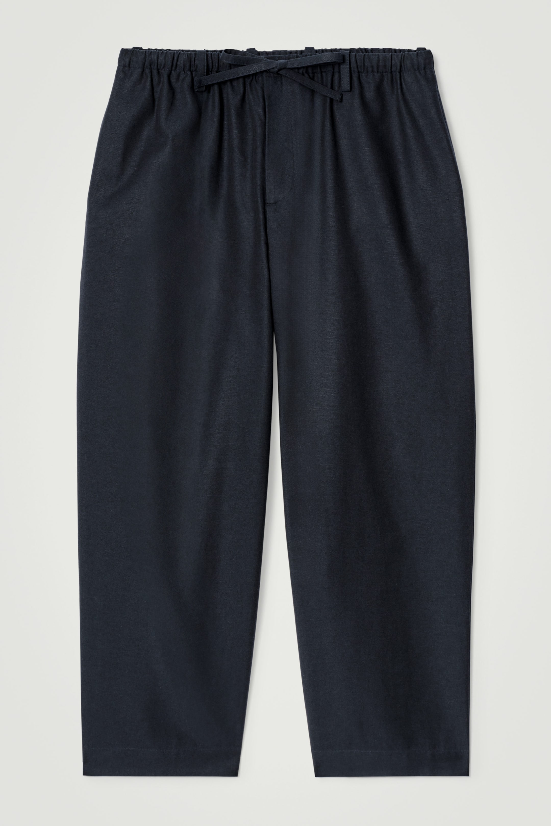PLEATED WIDE-LEG DENIM PANTS