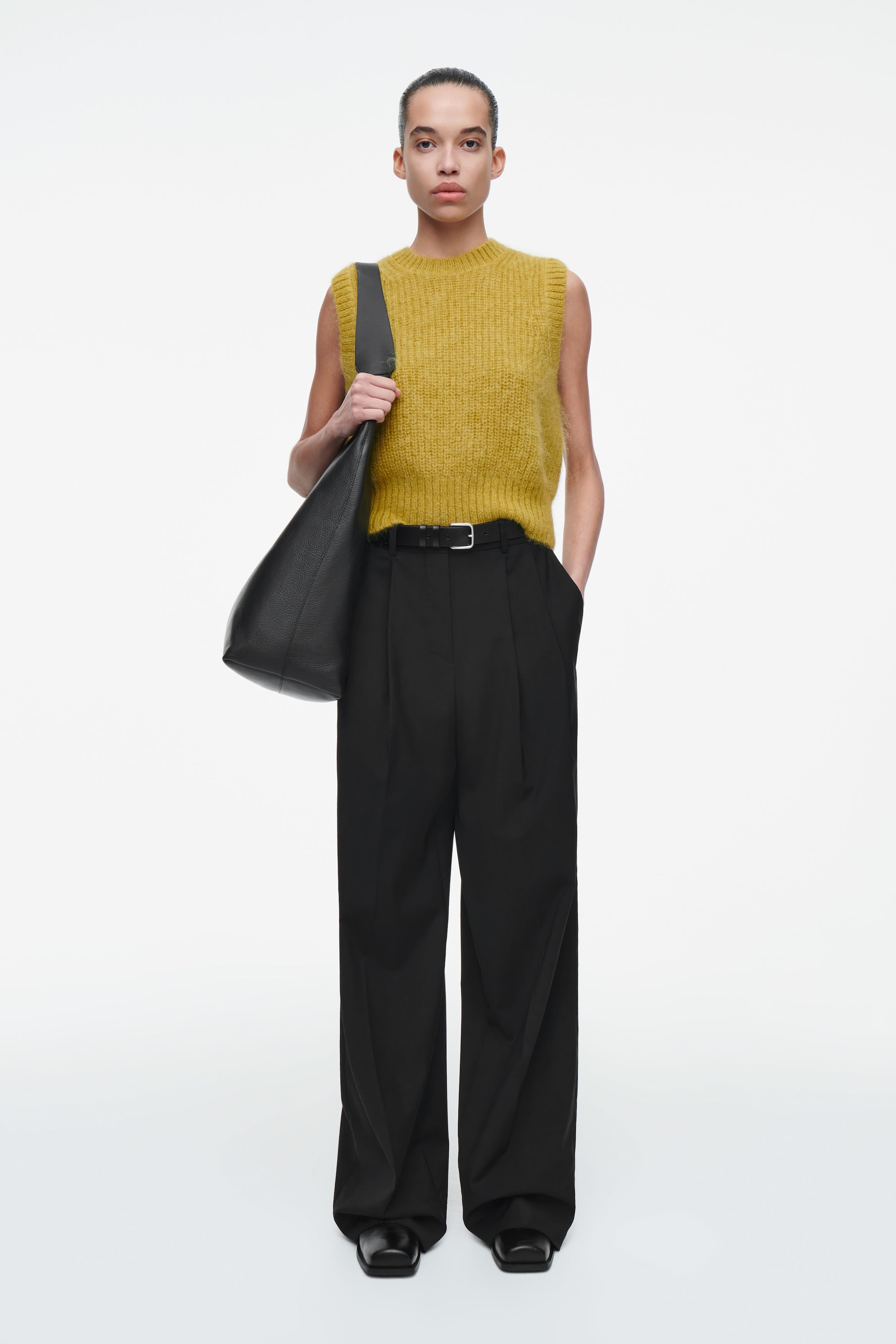 MOHAIR KNIT VEST