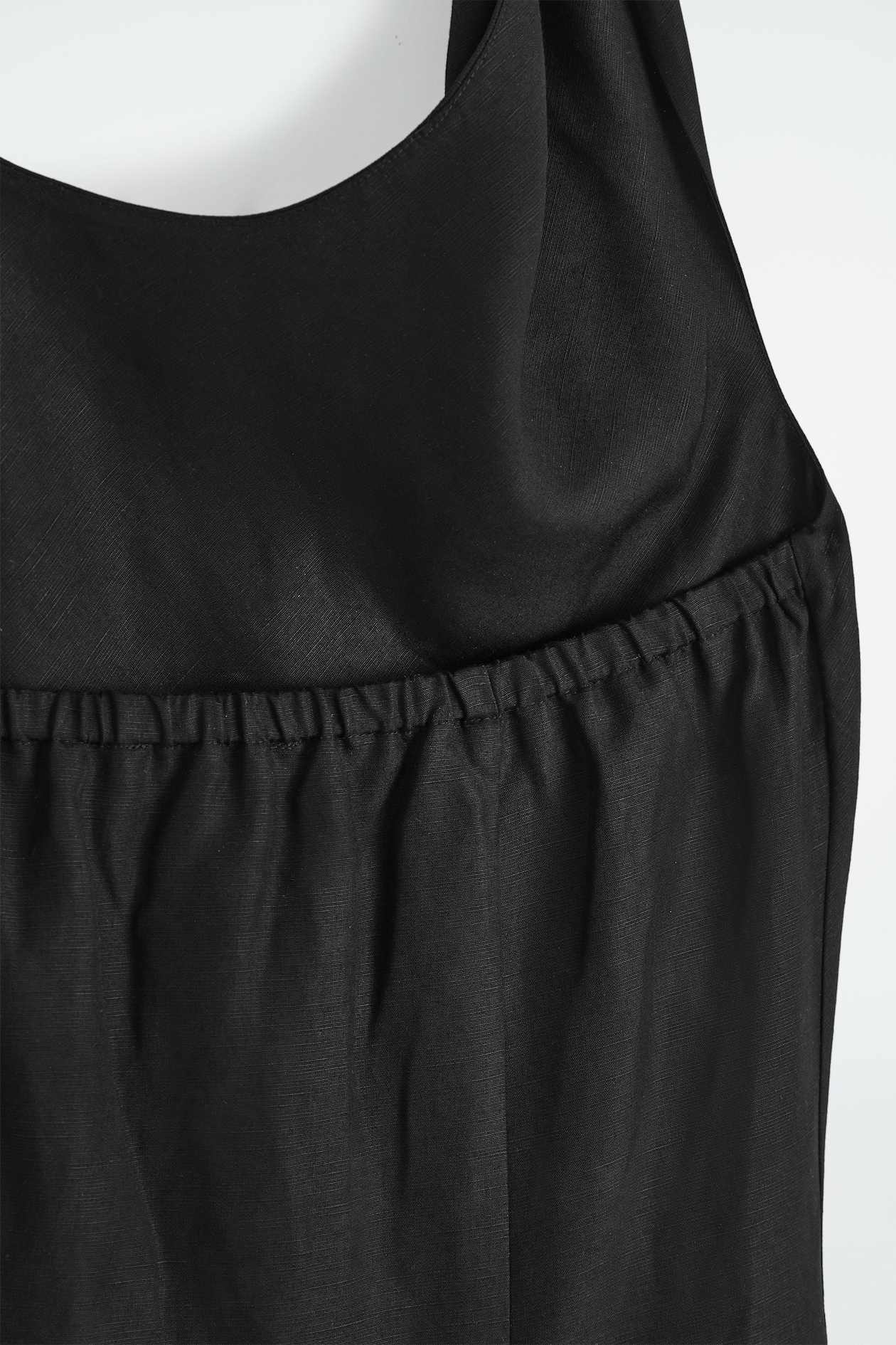 TWISTED LINEN-BLEND HALTERNECK DRESS - BLACK | COS