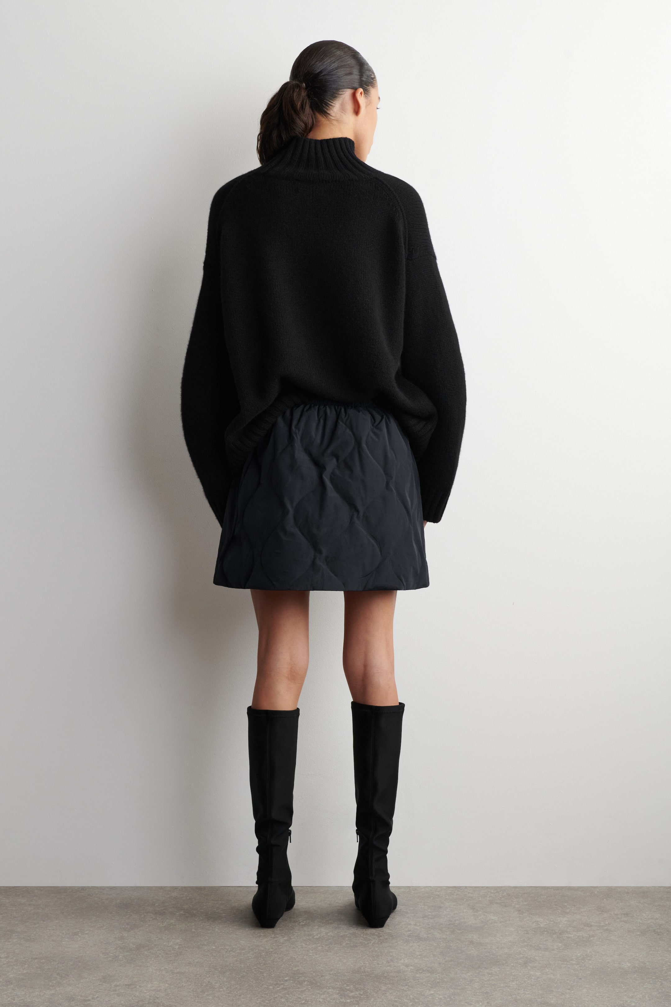 QUILTED DOWN MINI SKIRT