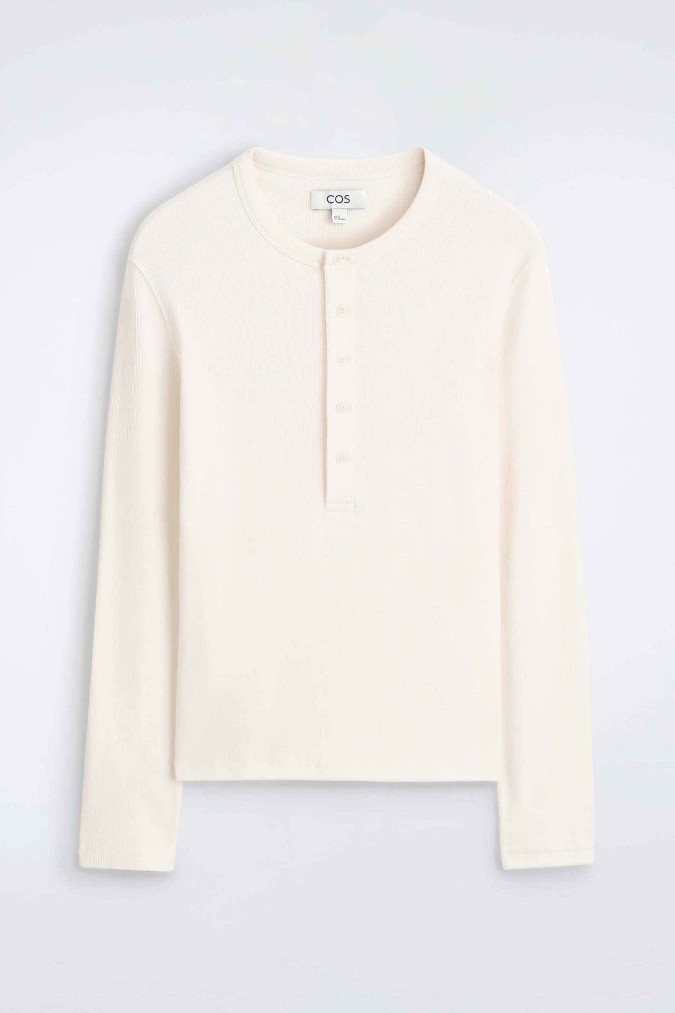 SCHMALES, GERIPPTES LANGARMSHIRT AUS BAUMWOLLE