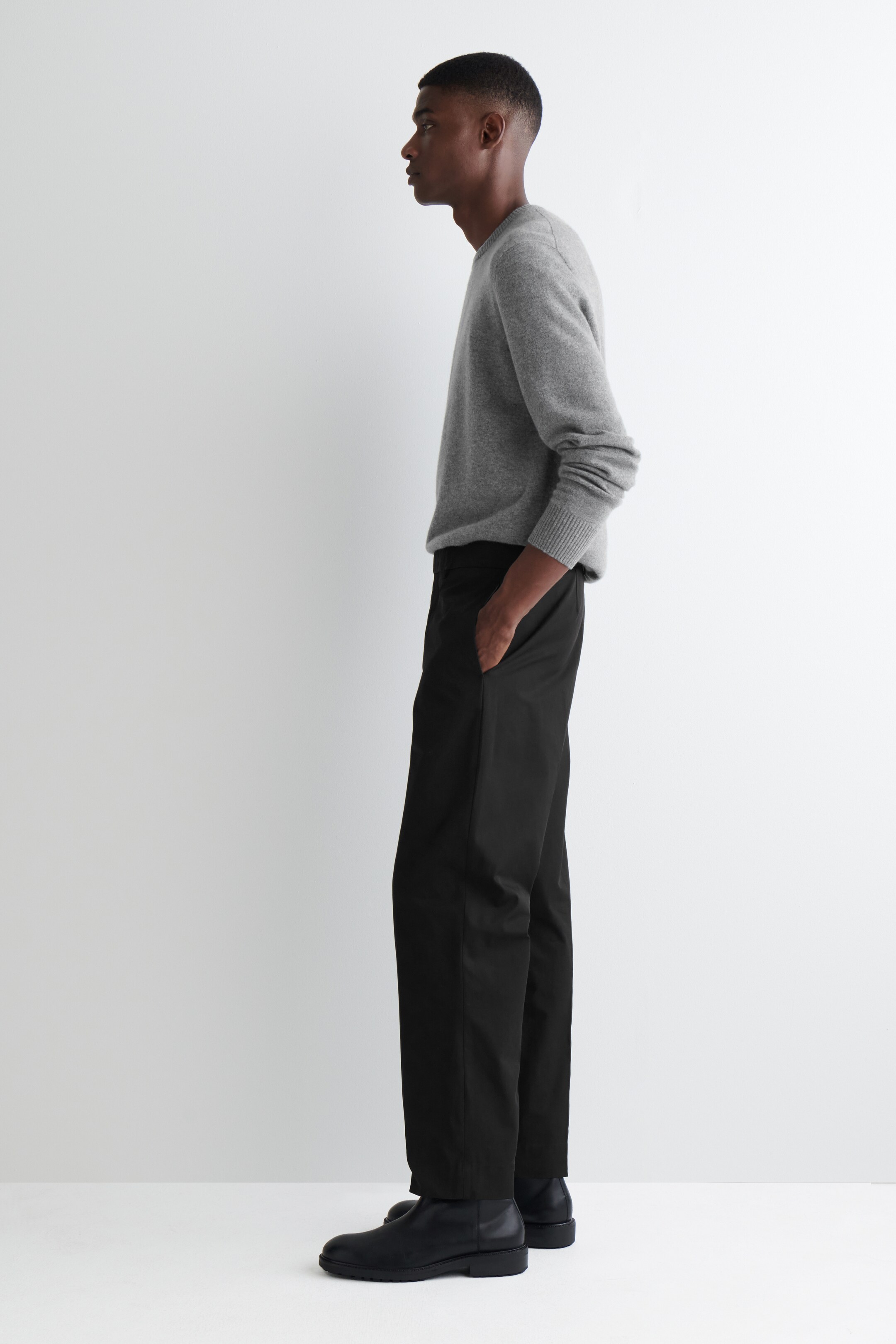 View larger image: COTTON STRAIGHT-LEG CHINOS - BLACK - Men | H&M GB 3