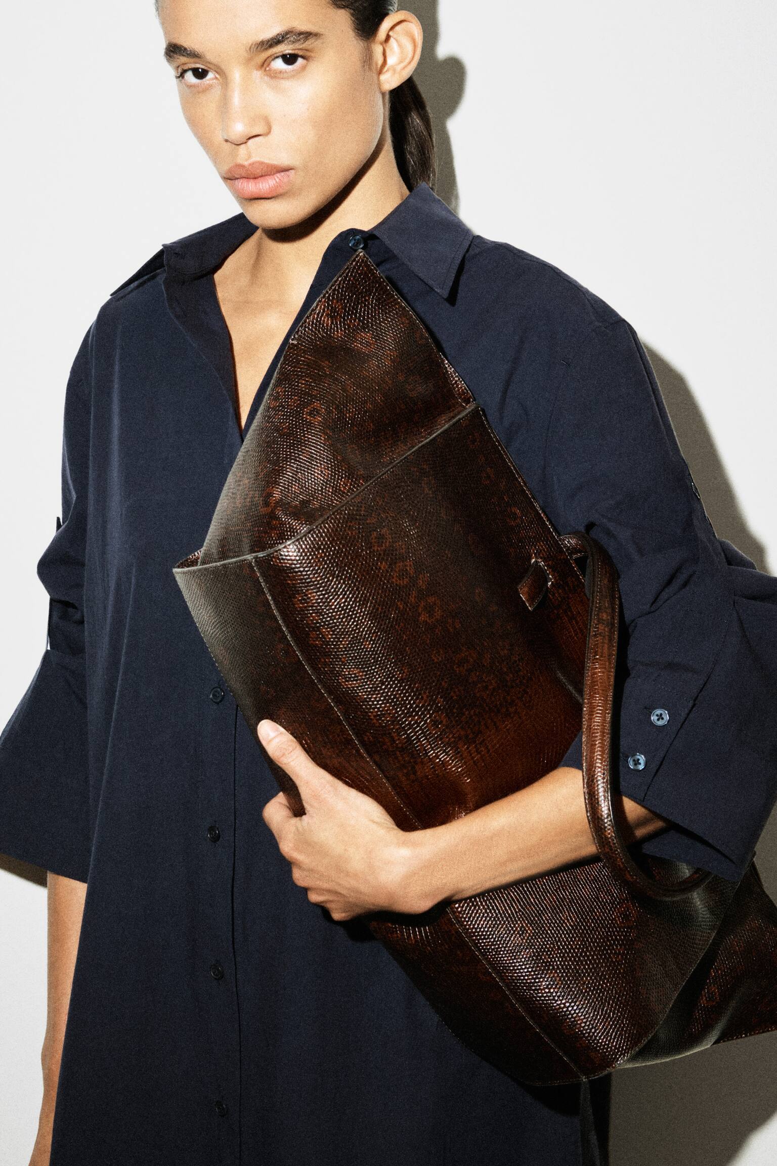 שמלת חולצה מידי מכותנה עם שרוולים מעוגלים - 6