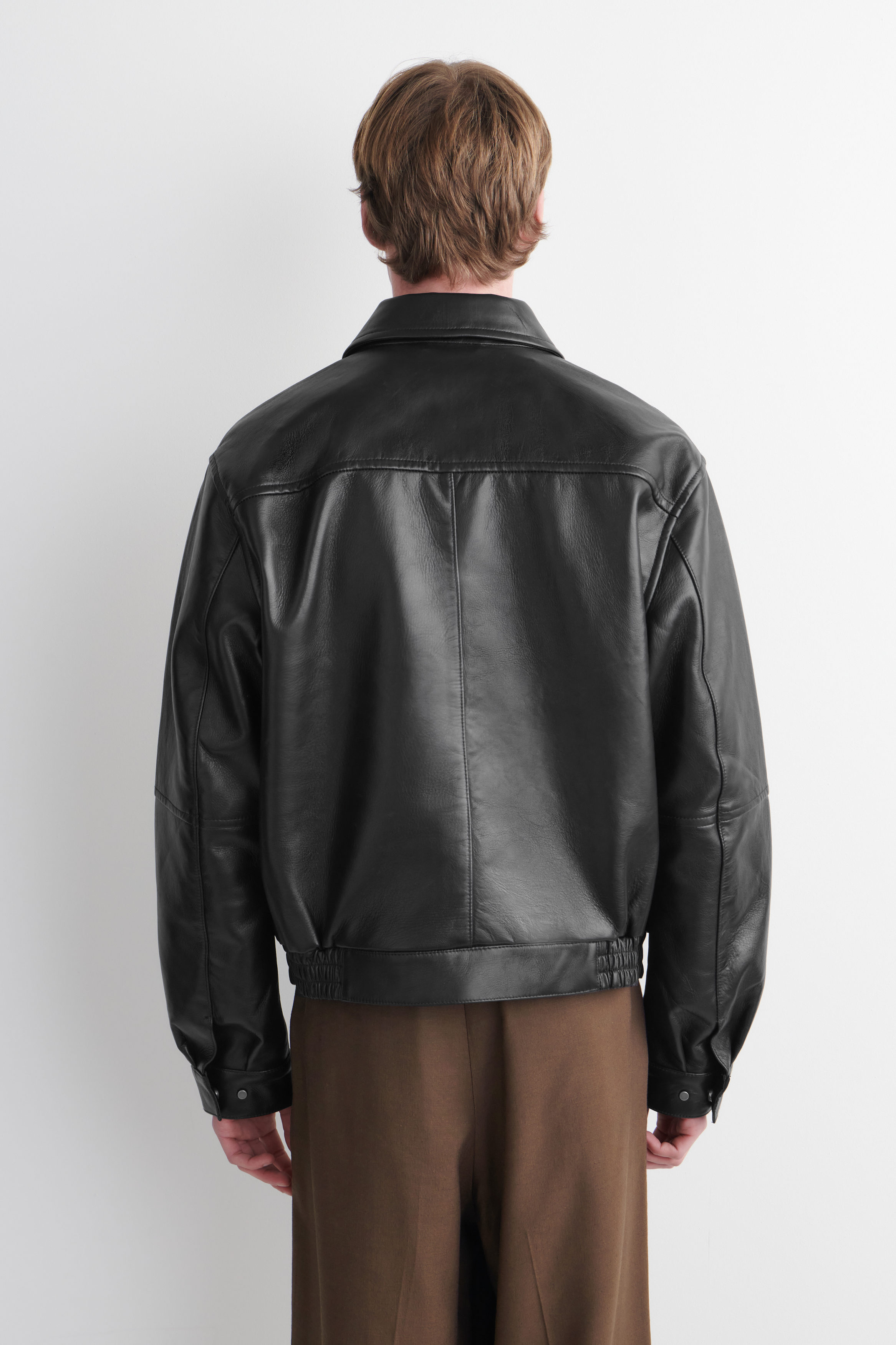COS Leather Overshirt 黒 レザージャケット ボタン付き LEATHER OVERSHIRT - BROWN | COS US
