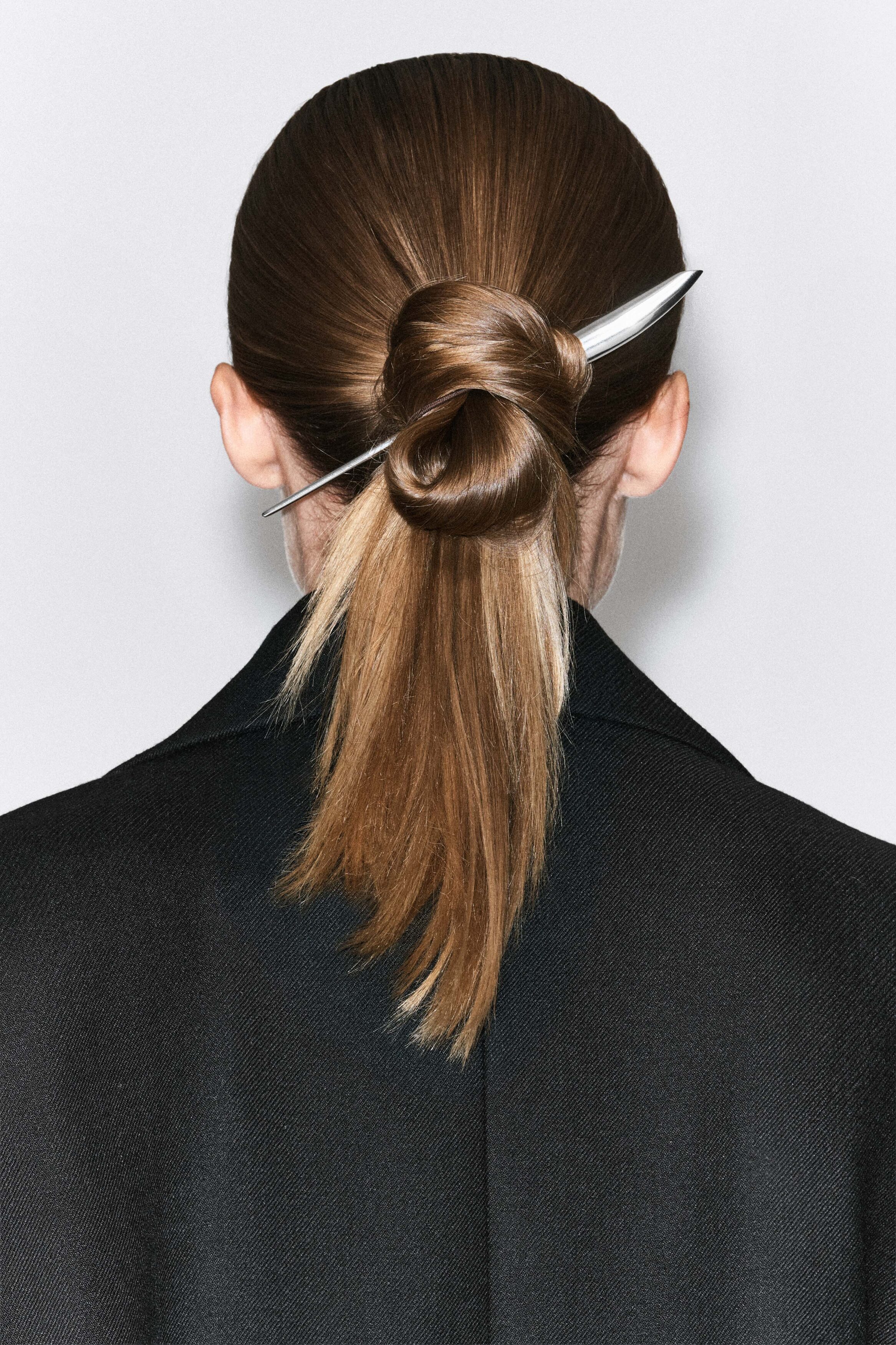 Sculptural Hair Pin by COS