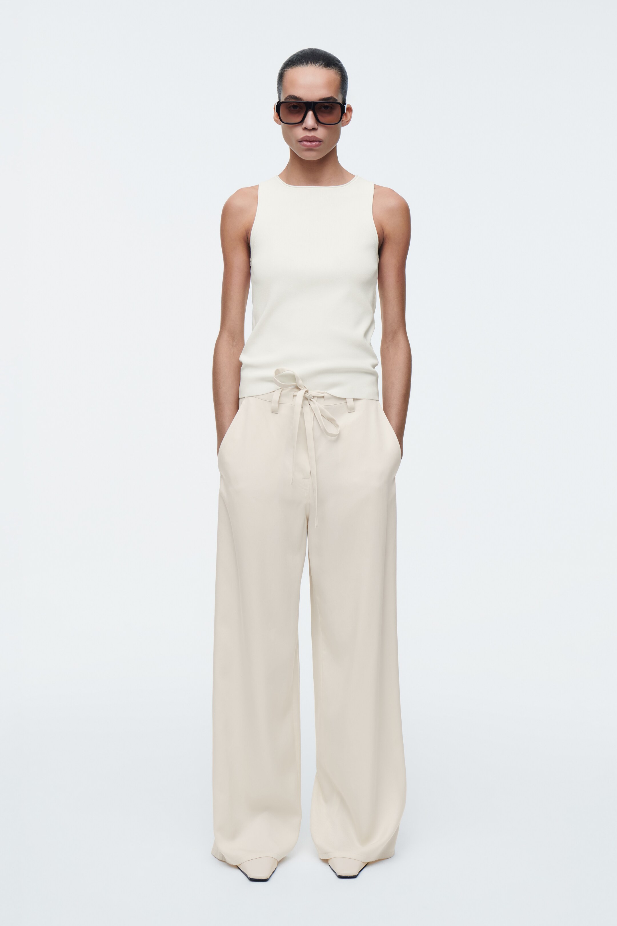 Ver imagen más grande: TOP DE TIRANTES DE PUNTO TUBULAR - MARFIL - MUJER | H&M ES 3