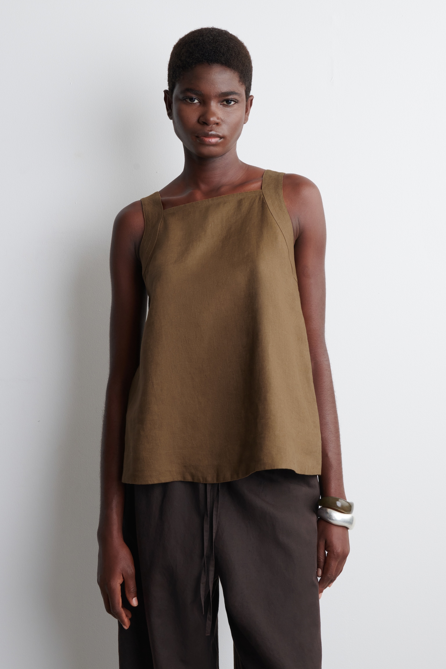 TOP DE LINO CON LAZADA - MARRÓN/MANDARINA/NEGRO