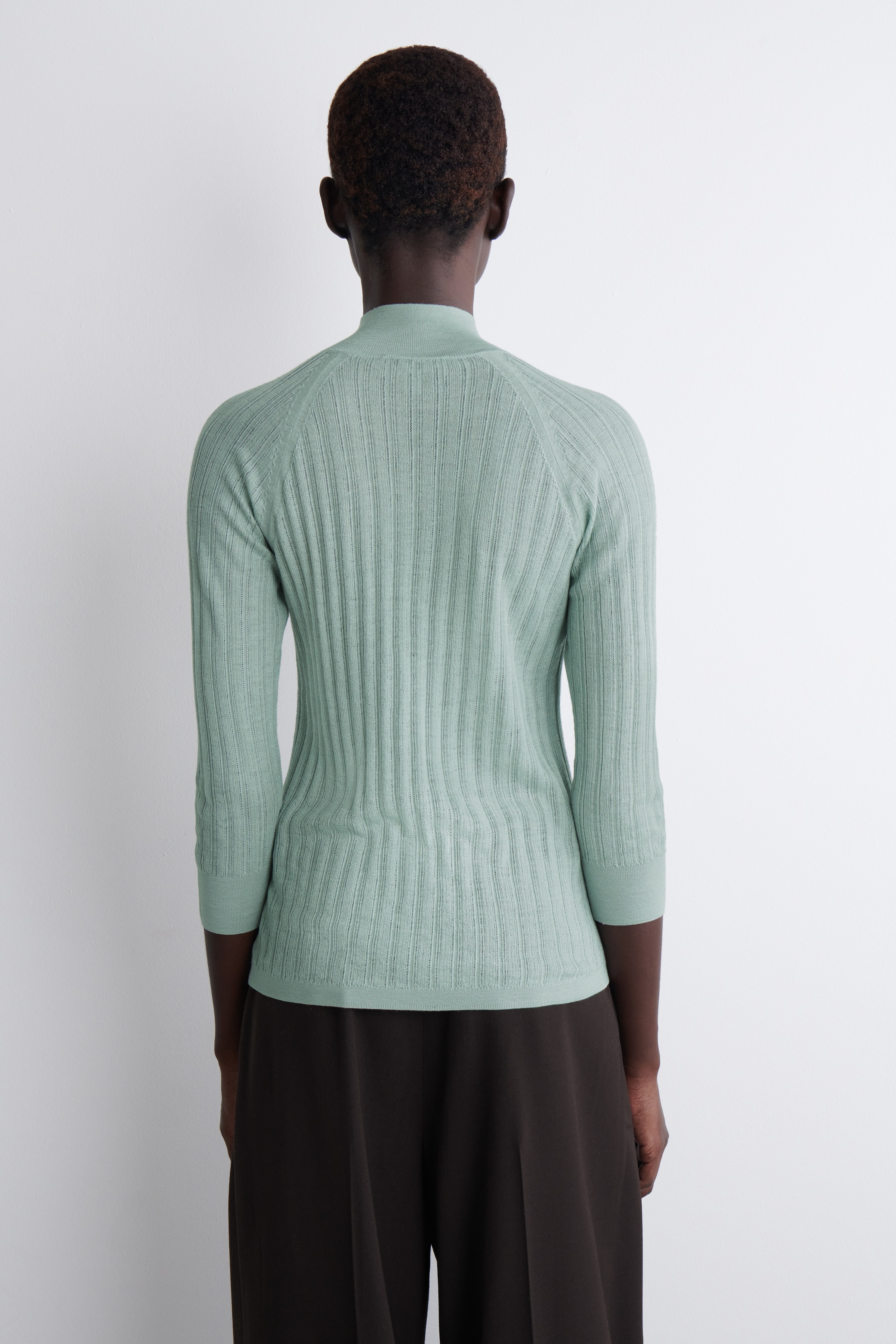 Visa större bild: SKIR RIBBSTICKAD TOPP - FLERA FÄRGER - DAM | H&M SE 4