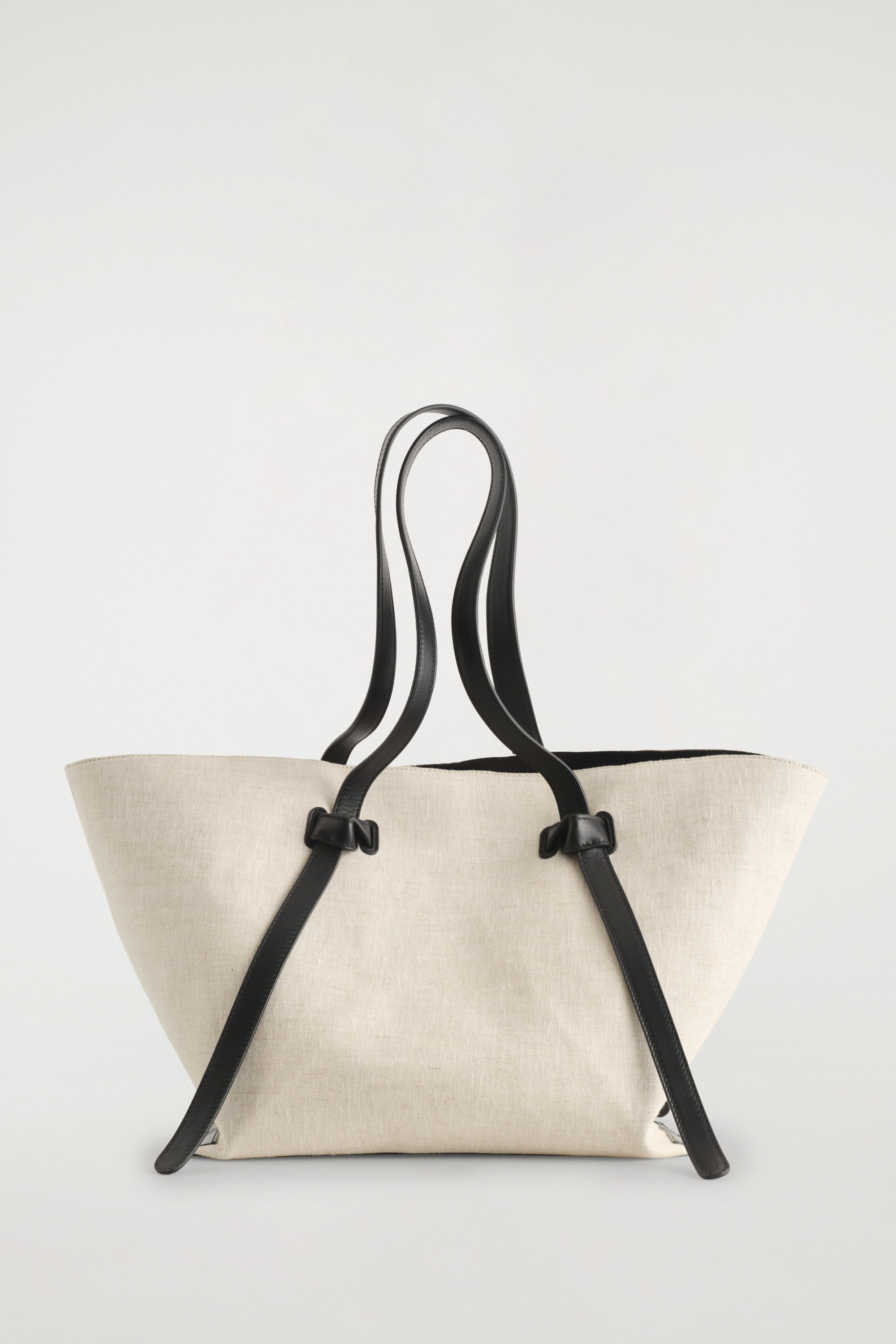 COS バッグ　PINCH TOTE BAG - LINEN PINCH TOTE BAG - LINEN - BEIGE | COS US
