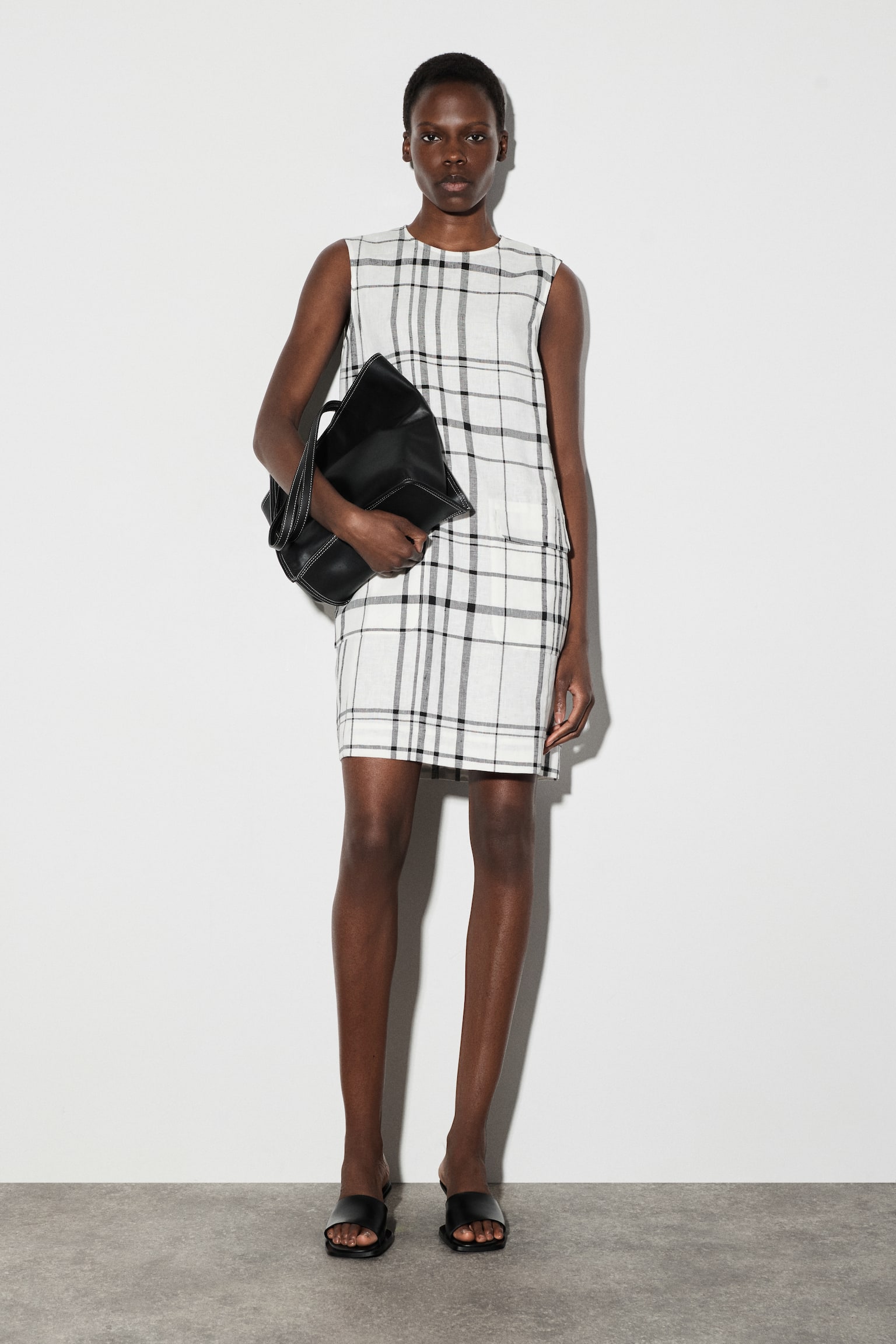 שמלת שיפט קצרה מפשתן - 1